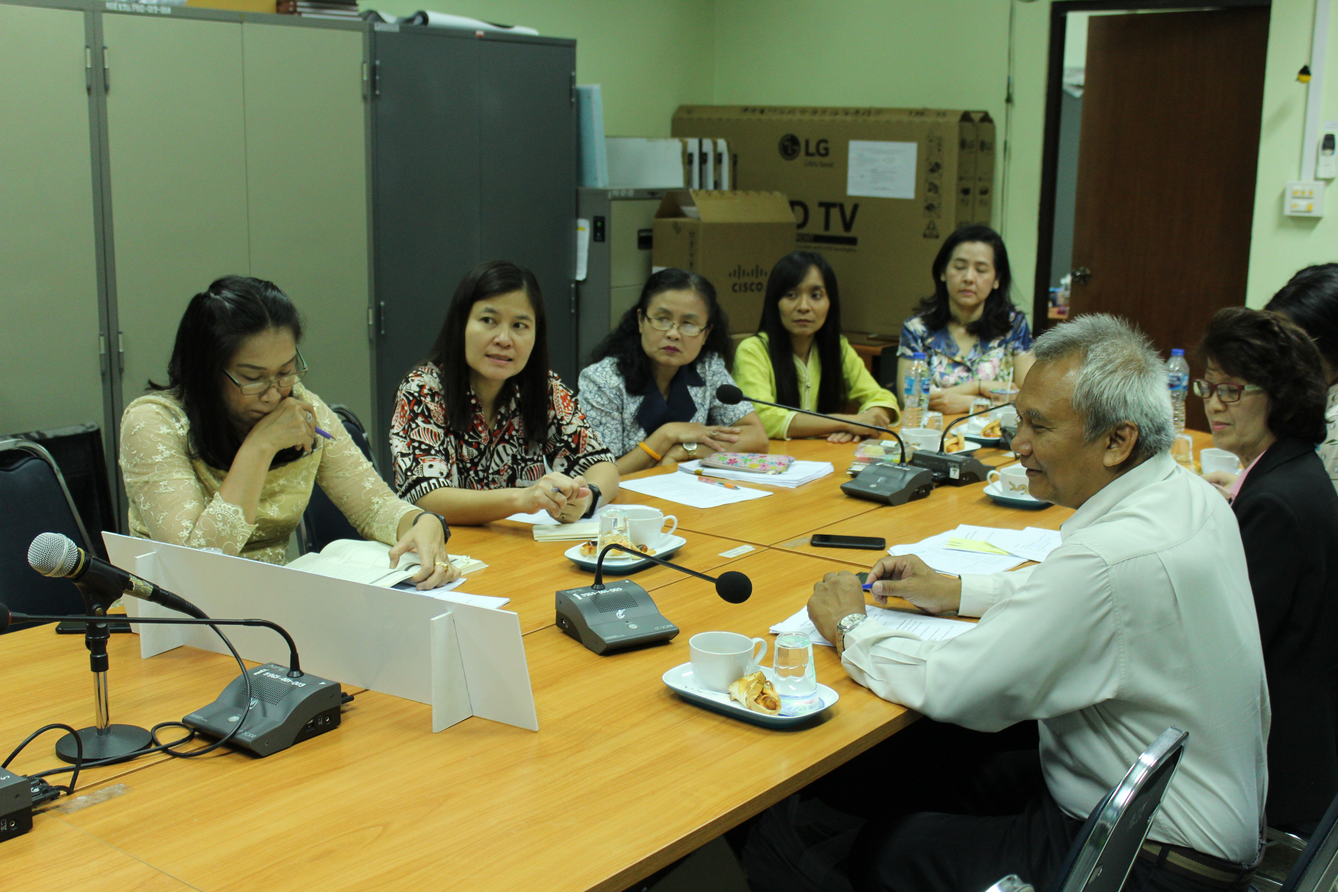 ราชบุรี “หารือแนวทางการจัดทำแบบสอบถามประชาชนผู้เข้าร่วมโครงการภาครัฐ”