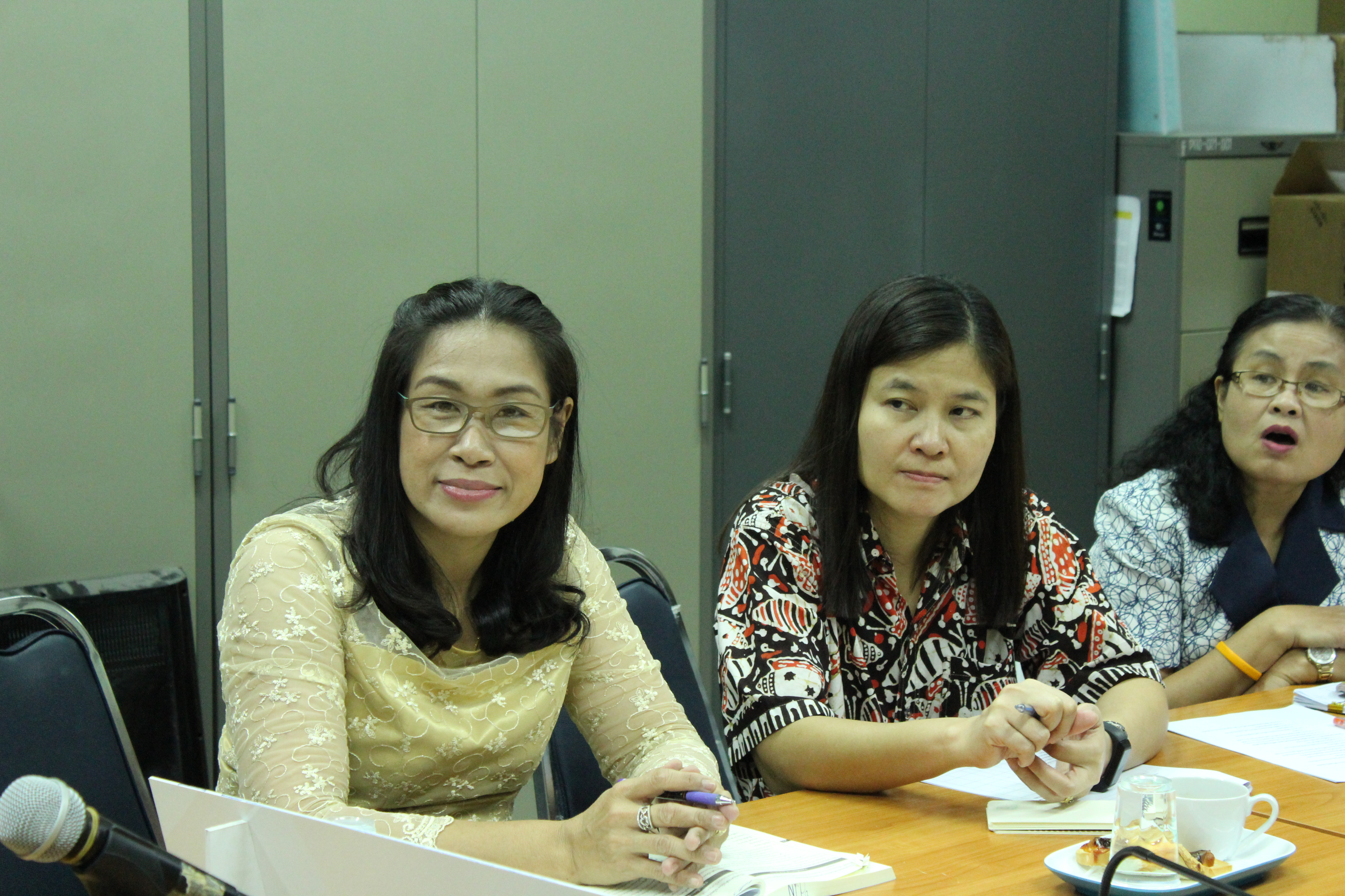 ราชบุรี “หารือแนวทางการจัดทำแบบสอบถามประชาชนผู้เข้าร่วมโครงการภาครัฐ”