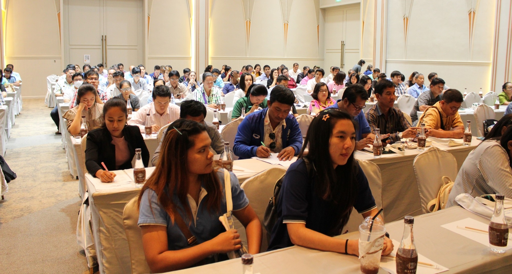 ราชบุรี   “เตรียมความพร้อมการเป็นผู้ประกอบการชุมชนท่องเที่ยว OTOP  นวัตวิถี