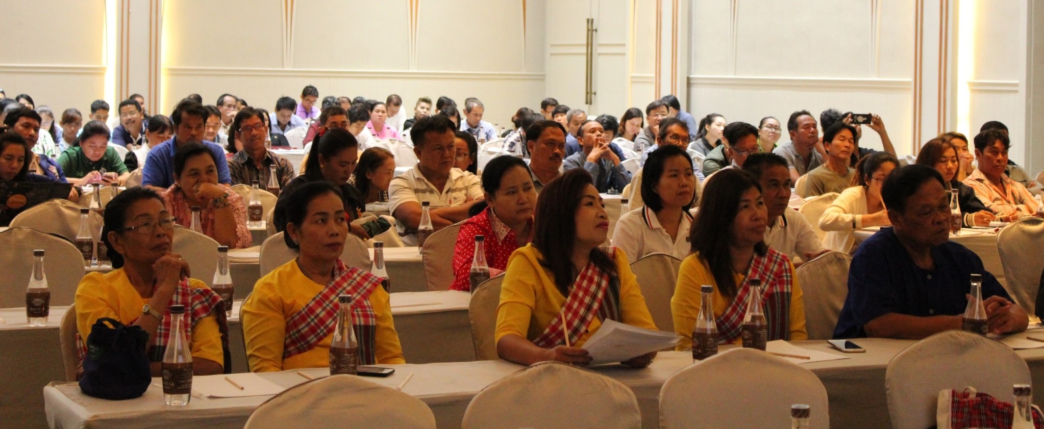 ราชบุรี   “เตรียมความพร้อมการเป็นผู้ประกอบการชุมชนท่องเที่ยว OTOP  นวัตวิถี