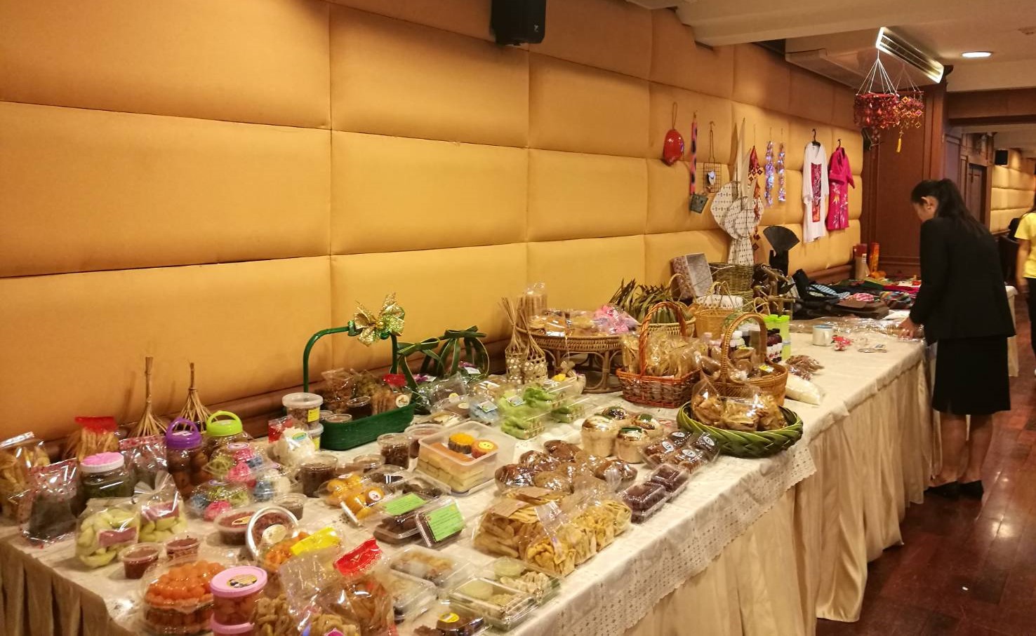 ราชบุรี  “ขับเคลื่อนชุมชน OTOP นวัตวิถี”