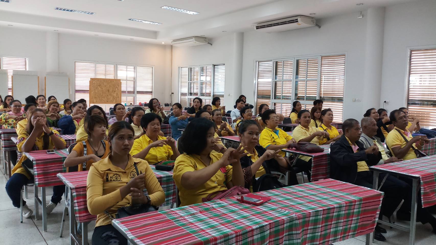 กิจกรรม การศึกษาดูงาน ตามโครงการเพิ่มศักยภาพผู้ผลิตและพัฒนาผลิตภัณฑ์ไทย ก้าวไกลสู่ Smart OTOP