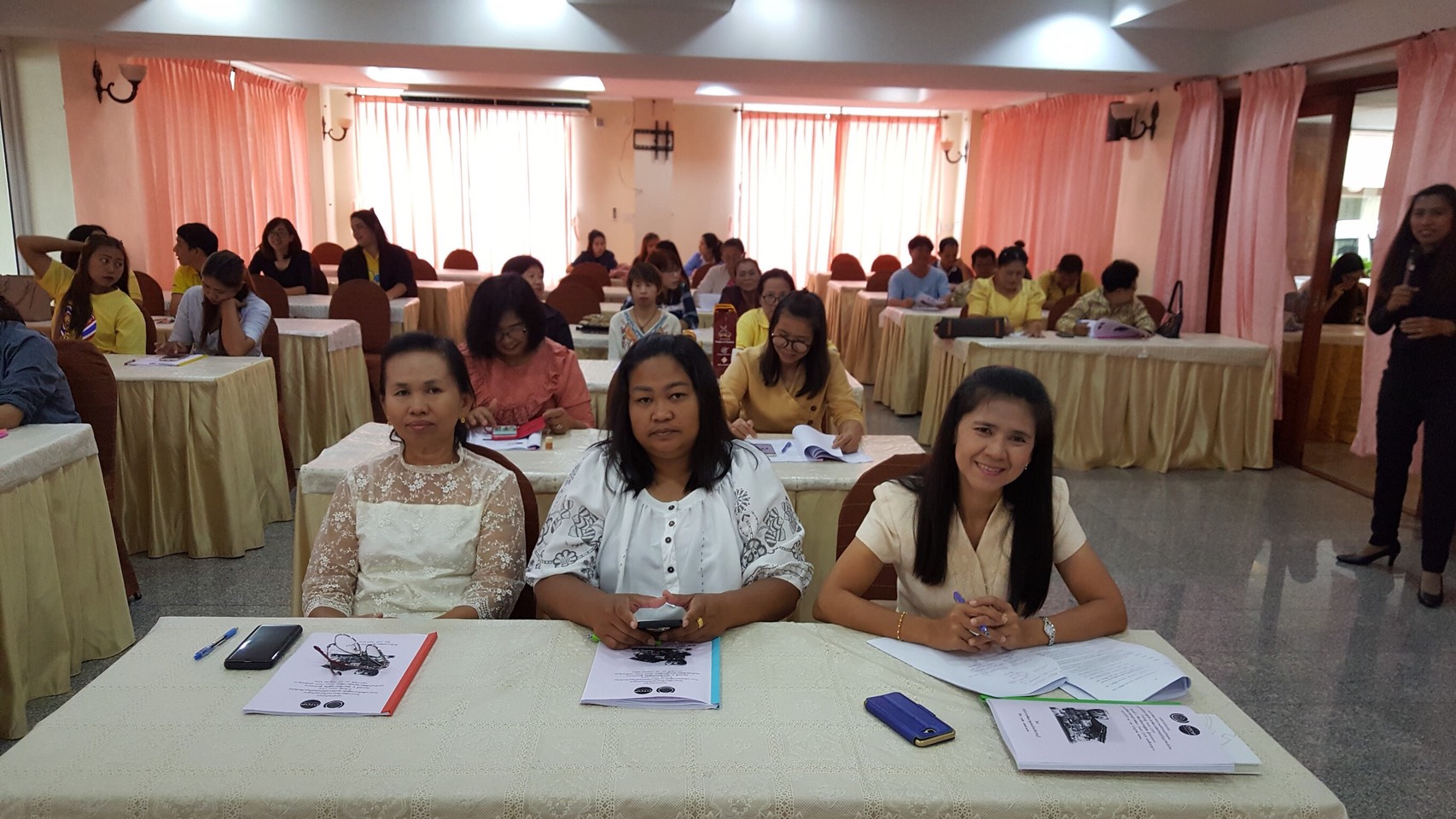 ราชบุรี “จัดโครงการพัฒนาศักยภาพเครือข่ายธุรกิจชุมชน”