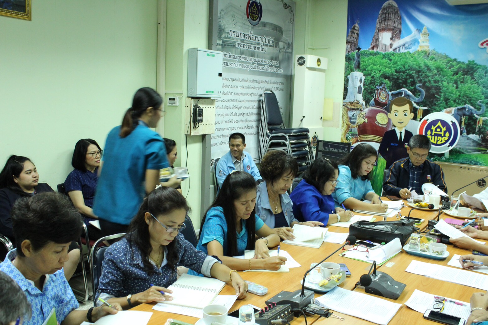 ราชบุรี “ประชุมติดตามการดำเนินงานโครงการชุมชนท่องเที่ยว OTOP นวัตวิถี จังหวัดราชบุรี”