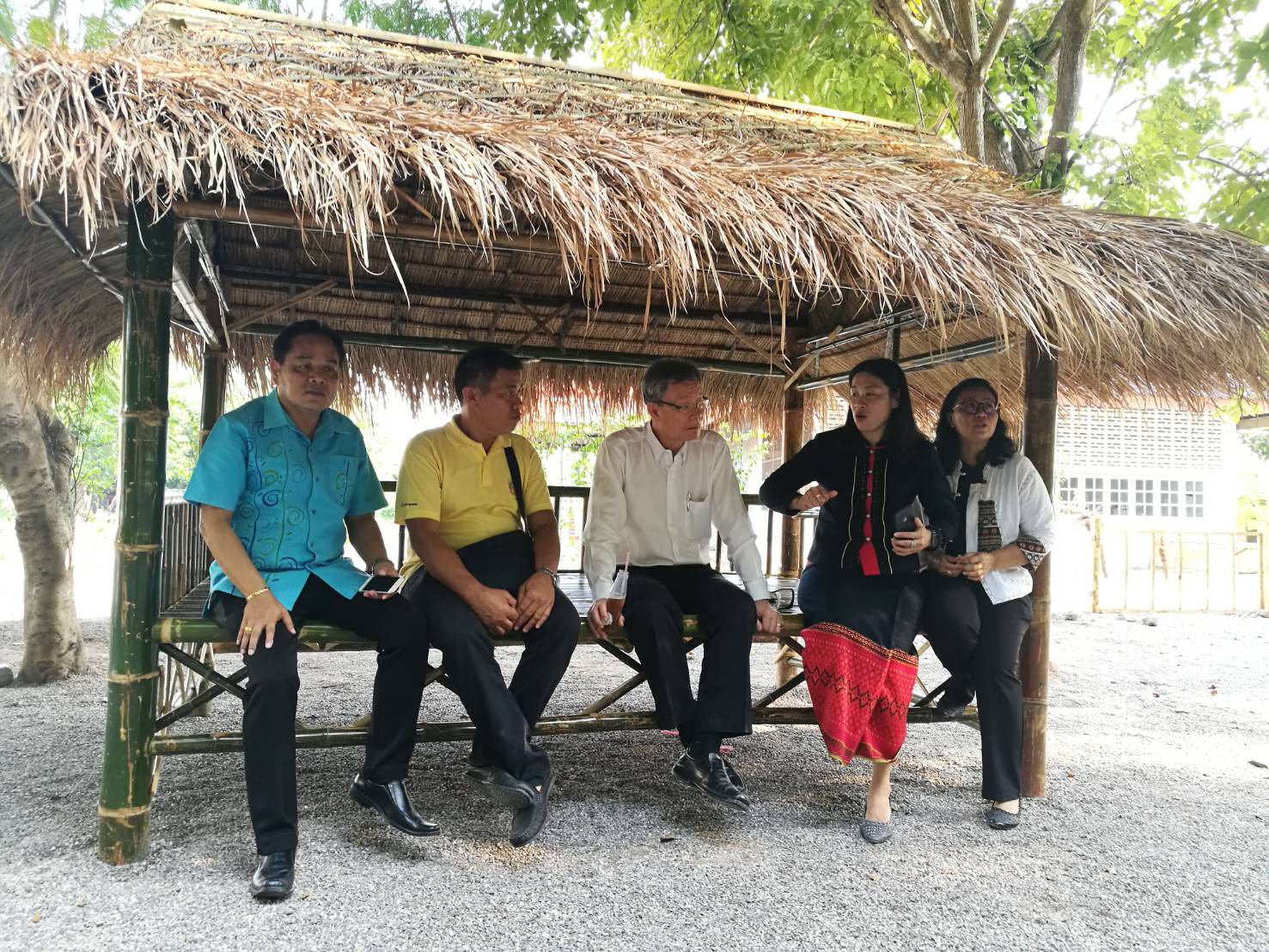 ราชบุรี  “ผู้ตรวจราชการกรมการพัฒนาชุมชน  ติดตามการดำเนินงานโครงการพัฒนาและต่อยอดชุมชนท่องเที่ยว OTOP “