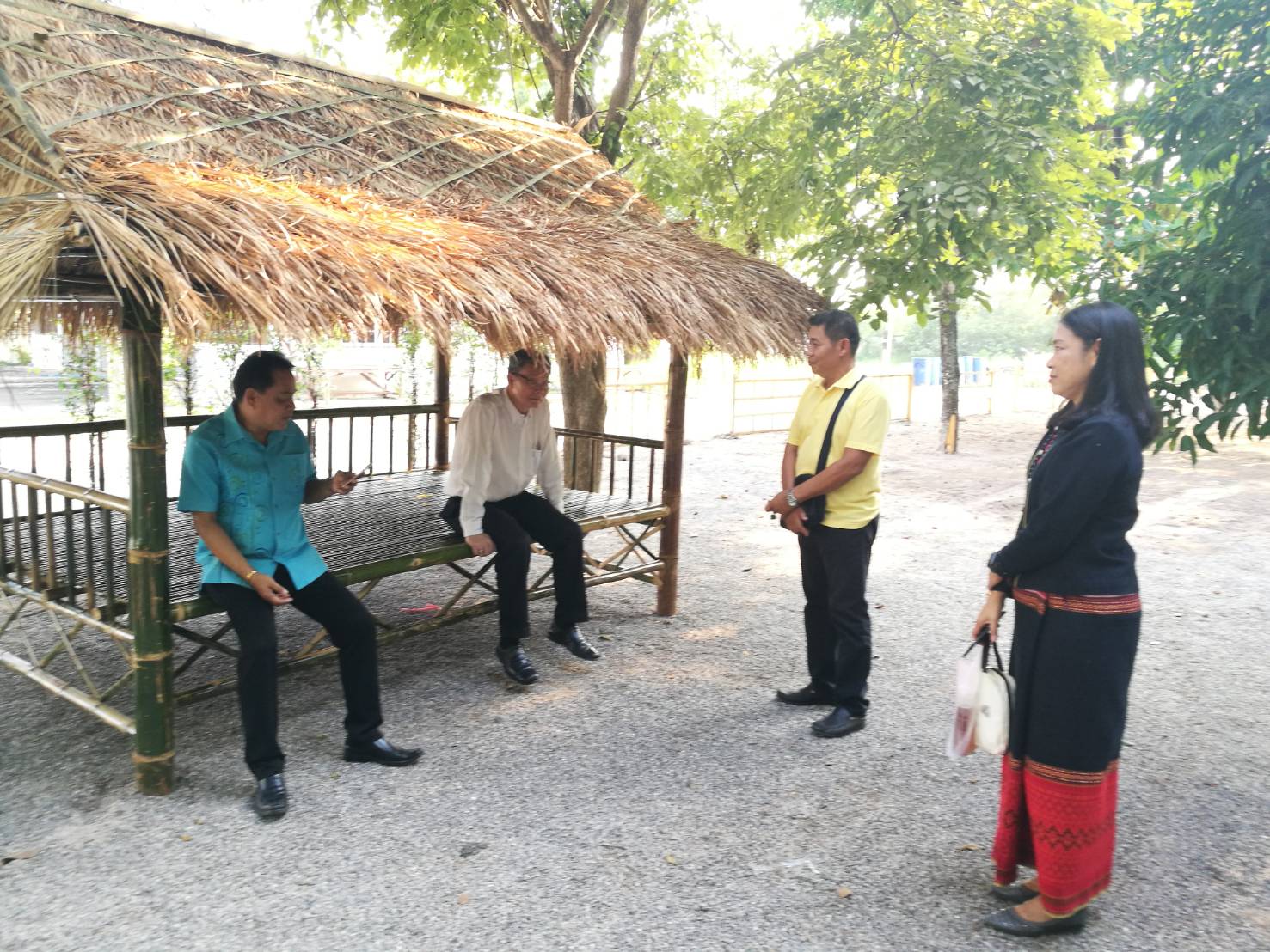 ราชบุรี  “ผู้ตรวจราชการกรมการพัฒนาชุมชน  ติดตามการดำเนินงานโครงการพัฒนาและต่อยอดชุมชนท่องเที่ยว OTOP “