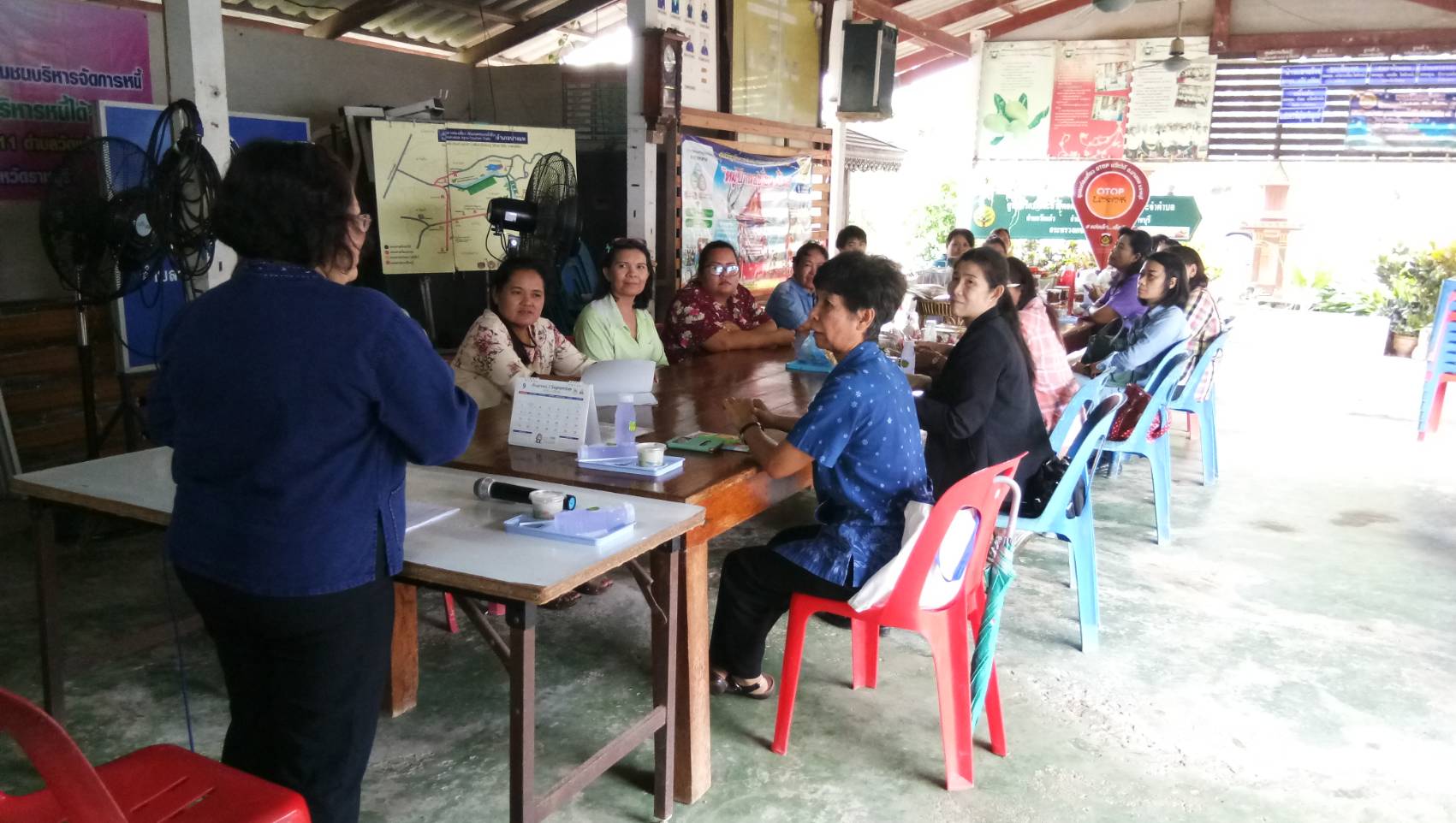 ราชบุรี   คณะอนุกรรมการหนึ่งตำบล หนึ่งผลิตภัณฑ์  ระดับจังหวัด  ติดตามสนับสนุนการดำเนินงาน โครงการชุมชนท่องเที่ยว OTOP นวัตวิถี