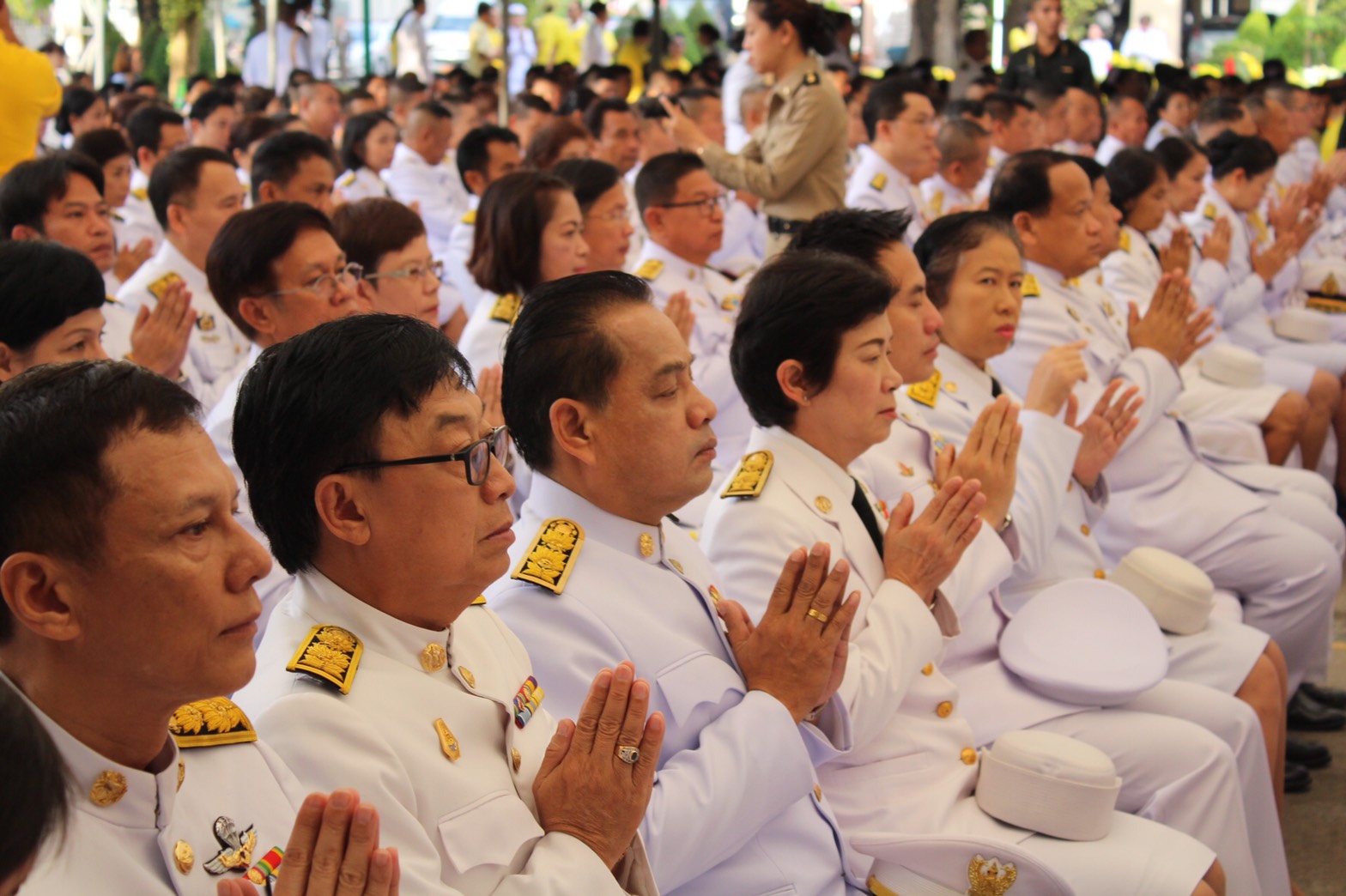 ราชบุรี “ร่วมพิธีบำเพ็ญกุศลและกิจกรรมน้อมรำลึกเนื่องในวันคล้ายวันสวรรคต พระบาทสมเด็จพระปรมินทรมหาภูมิพลอดุลยเดช บรมนาถบพิตร”