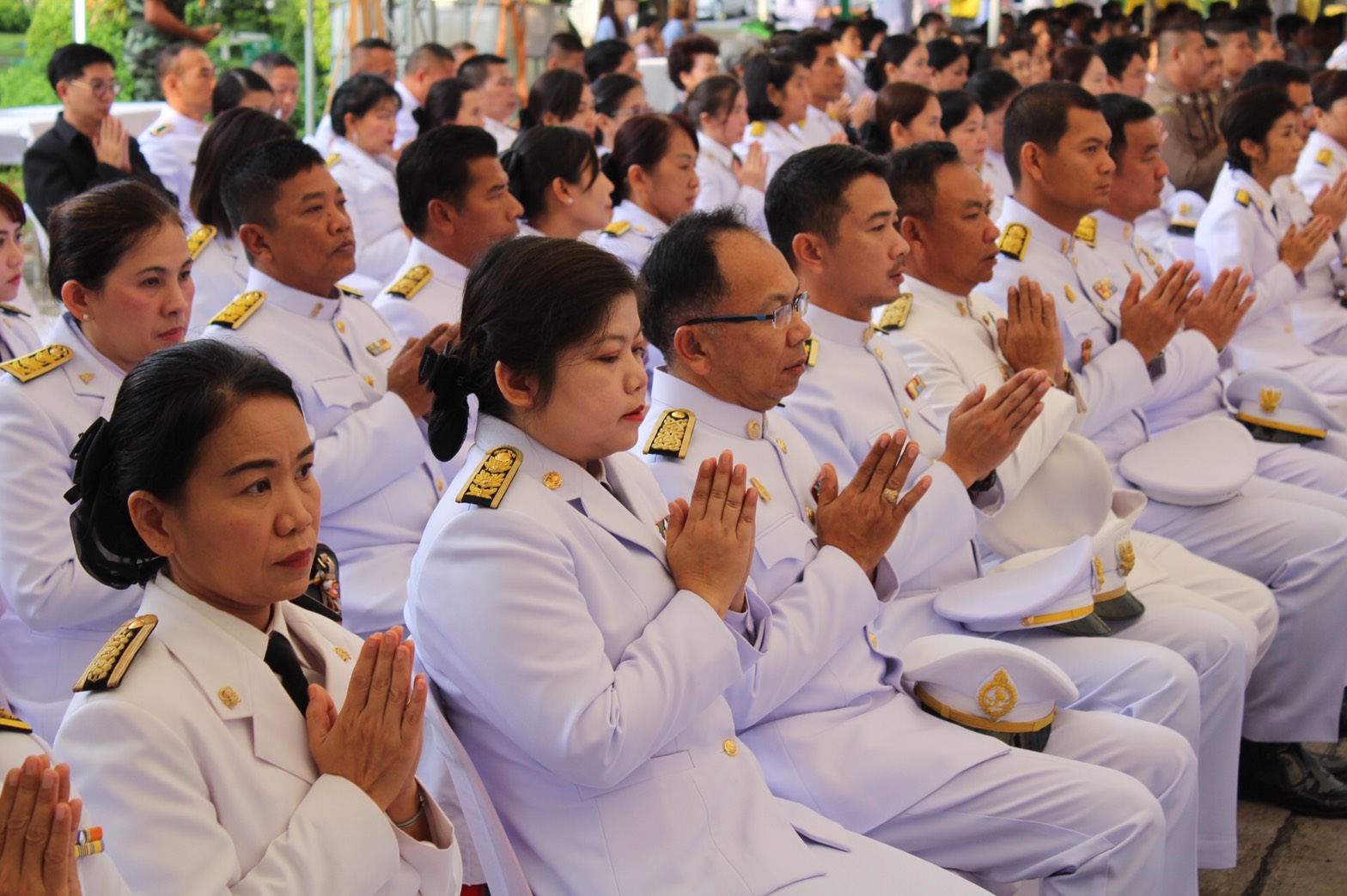 ราชบุรี “ร่วมพิธีบำเพ็ญกุศลและกิจกรรมน้อมรำลึกเนื่องในวันคล้ายวันสวรรคต พระบาทสมเด็จพระปรมินทรมหาภูมิพลอดุลยเดช บรมนาถบพิตร”