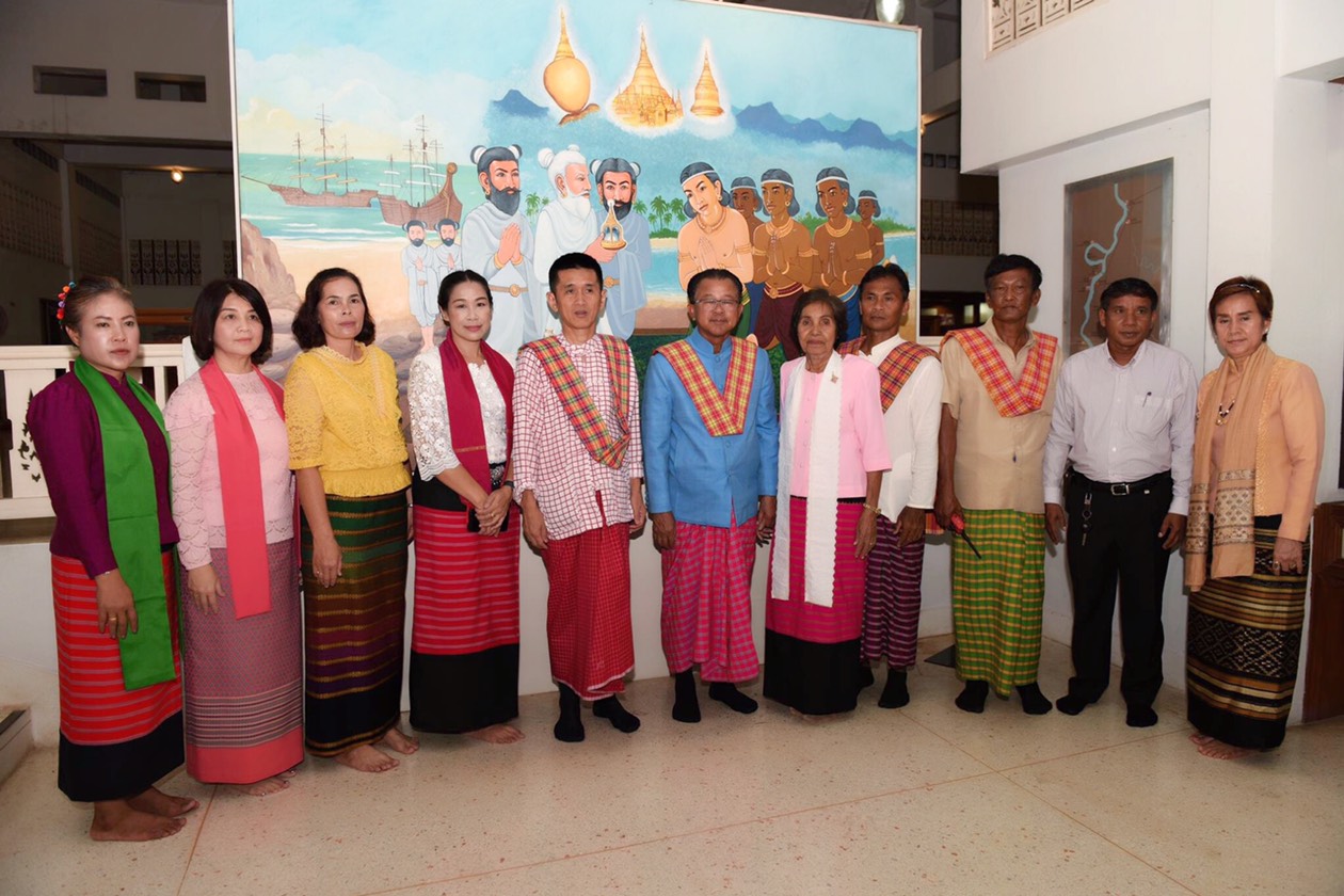 เมืองคนงามเปิดตัวชุมชนท่องเที่ยวอย่างยิ่งใหญ่