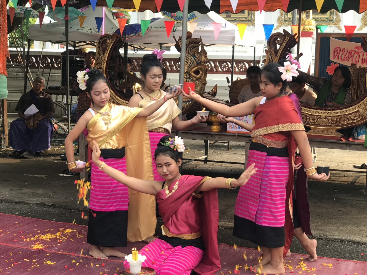 เมืองคนงามเปิดตัวชุมชนท่องเที่ยวอย่างยิ่งใหญ่