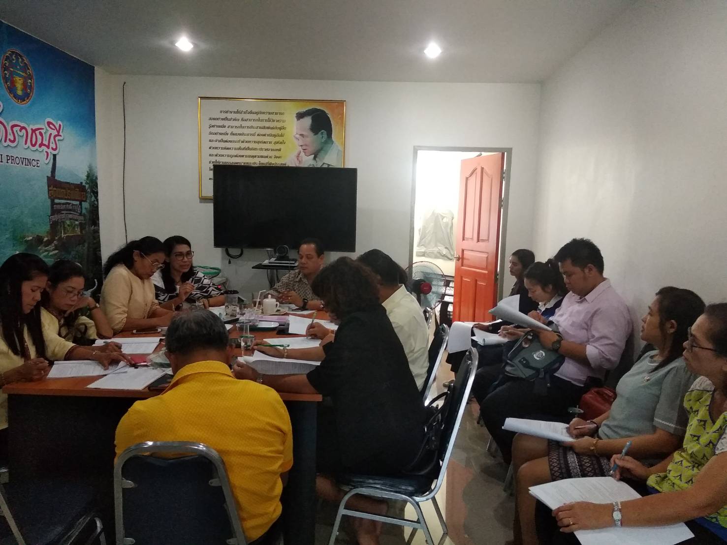 ราชบุรี “ประชุมสำนักงานพัฒนาชุมชนจังหวัดราชบุรี ครั้งที่ 10/2561 “