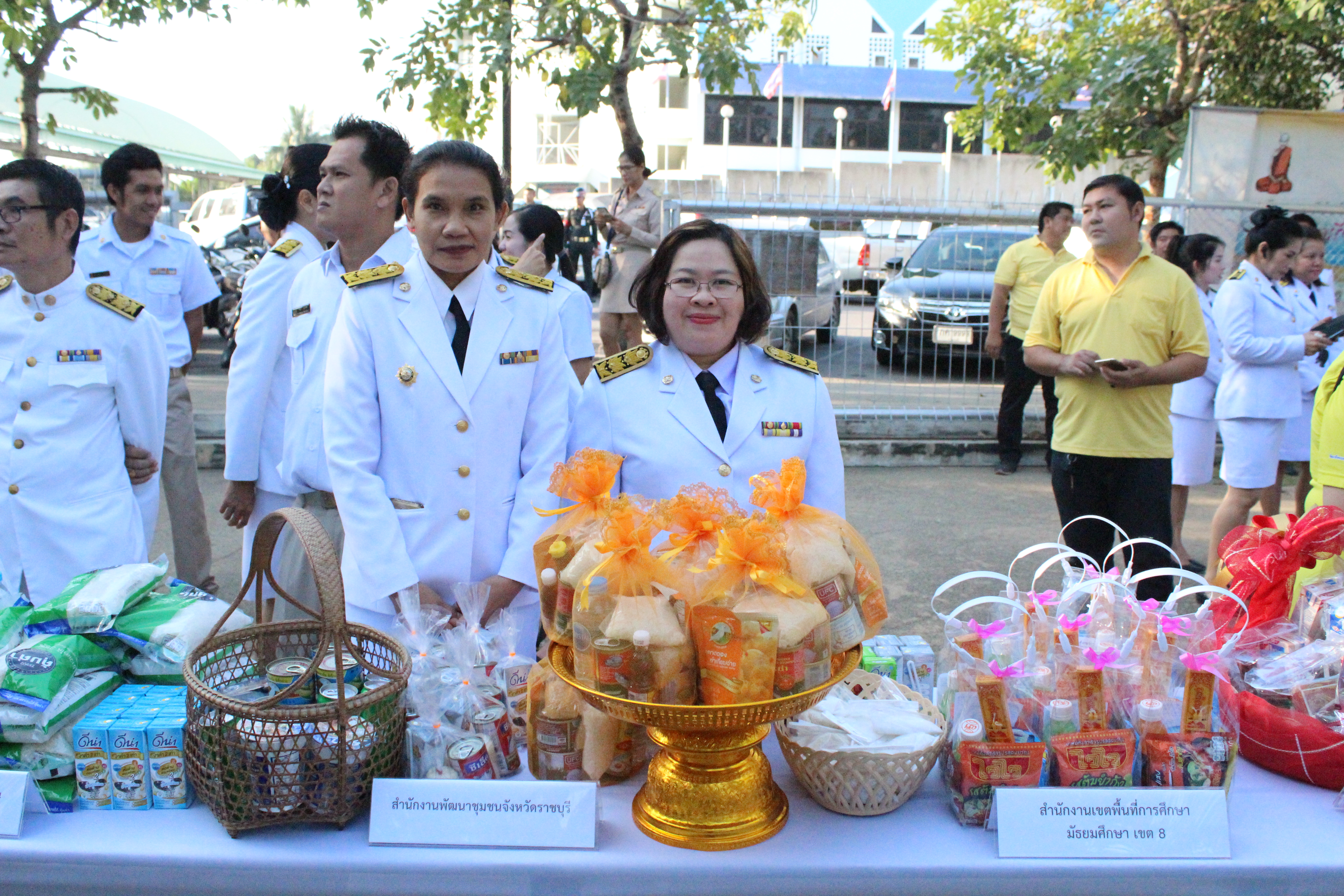 ราชบุรี “ร่วมพิธีวันคล้ายวันเฉลิมพระชนมพรรษา พระบาทสมเด็จพระปรมินทรมหาภูมิพลอดุลยเดช บรมนาถบพิตร วันชาติ และวันพ่อแห่งชาติ”