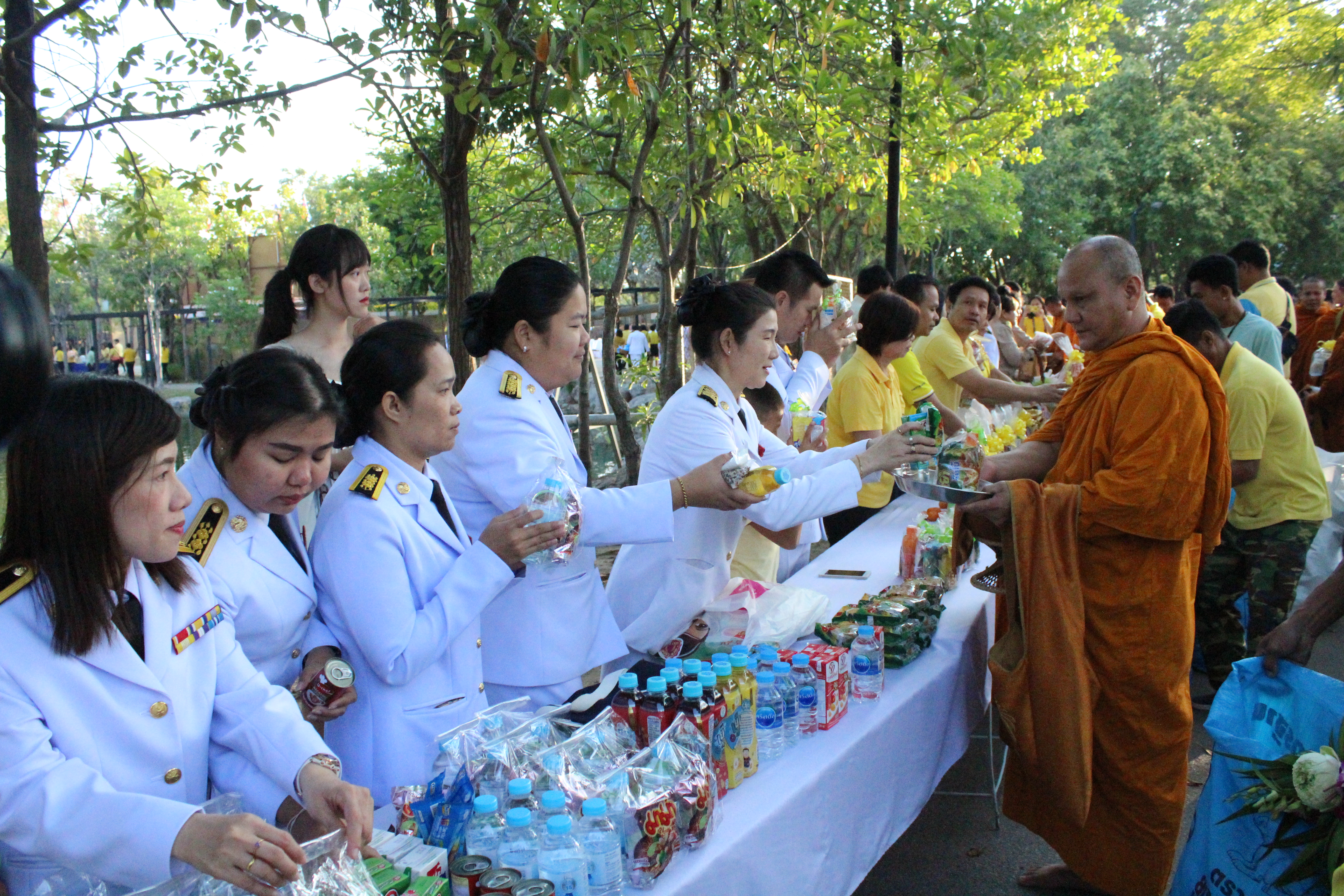 ราชบุรี “ร่วมพิธีวันคล้ายวันเฉลิมพระชนมพรรษา พระบาทสมเด็จพระปรมินทรมหาภูมิพลอดุลยเดช บรมนาถบพิตร วันชาติ และวันพ่อแห่งชาติ”