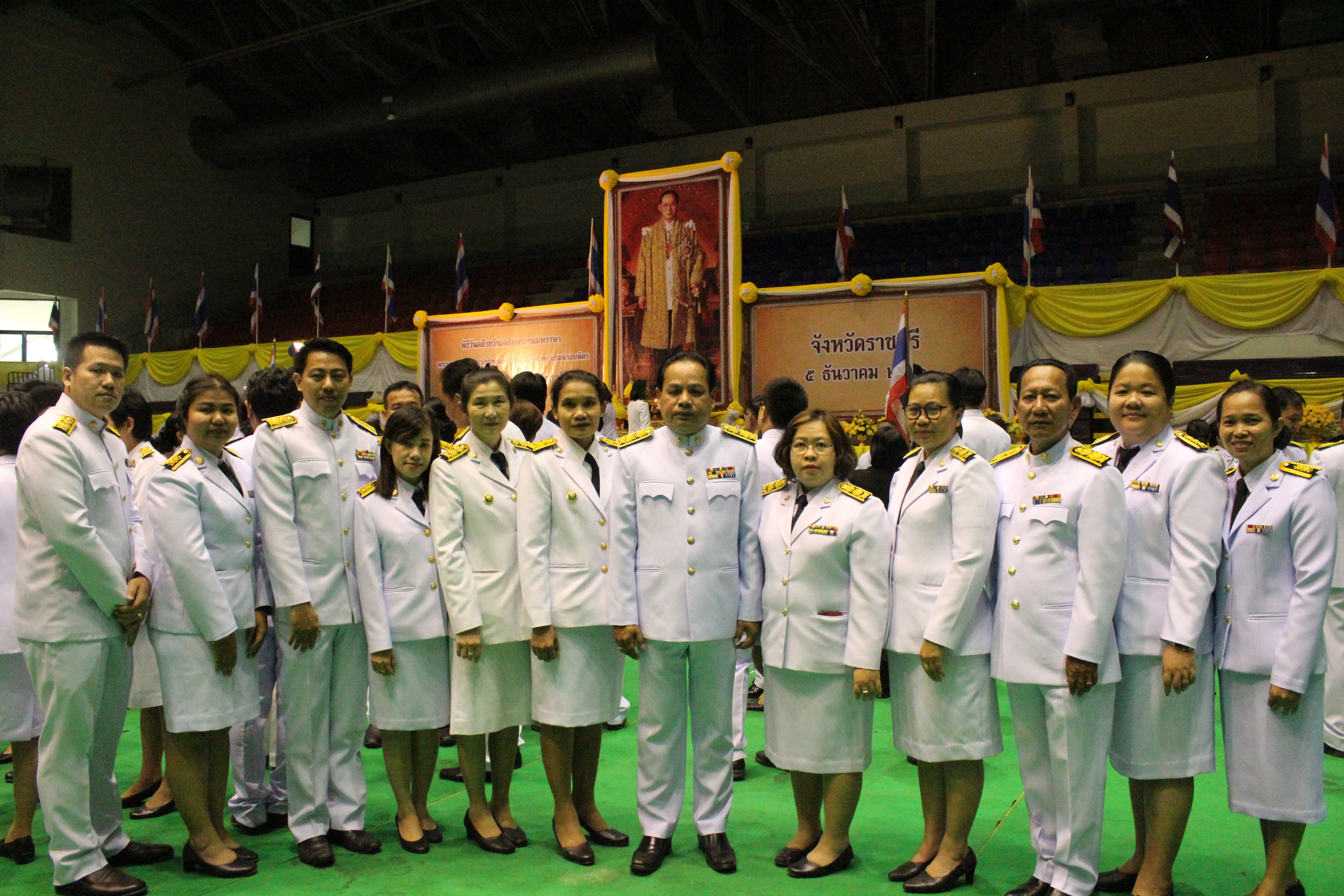 ราชบุรี “ร่วมพิธีวันคล้ายวันเฉลิมพระชนมพรรษา พระบาทสมเด็จพระปรมินทรมหาภูมิพลอดุลยเดช บรมนาถบพิตร วันชาติ และวันพ่อแห่งชาติ”