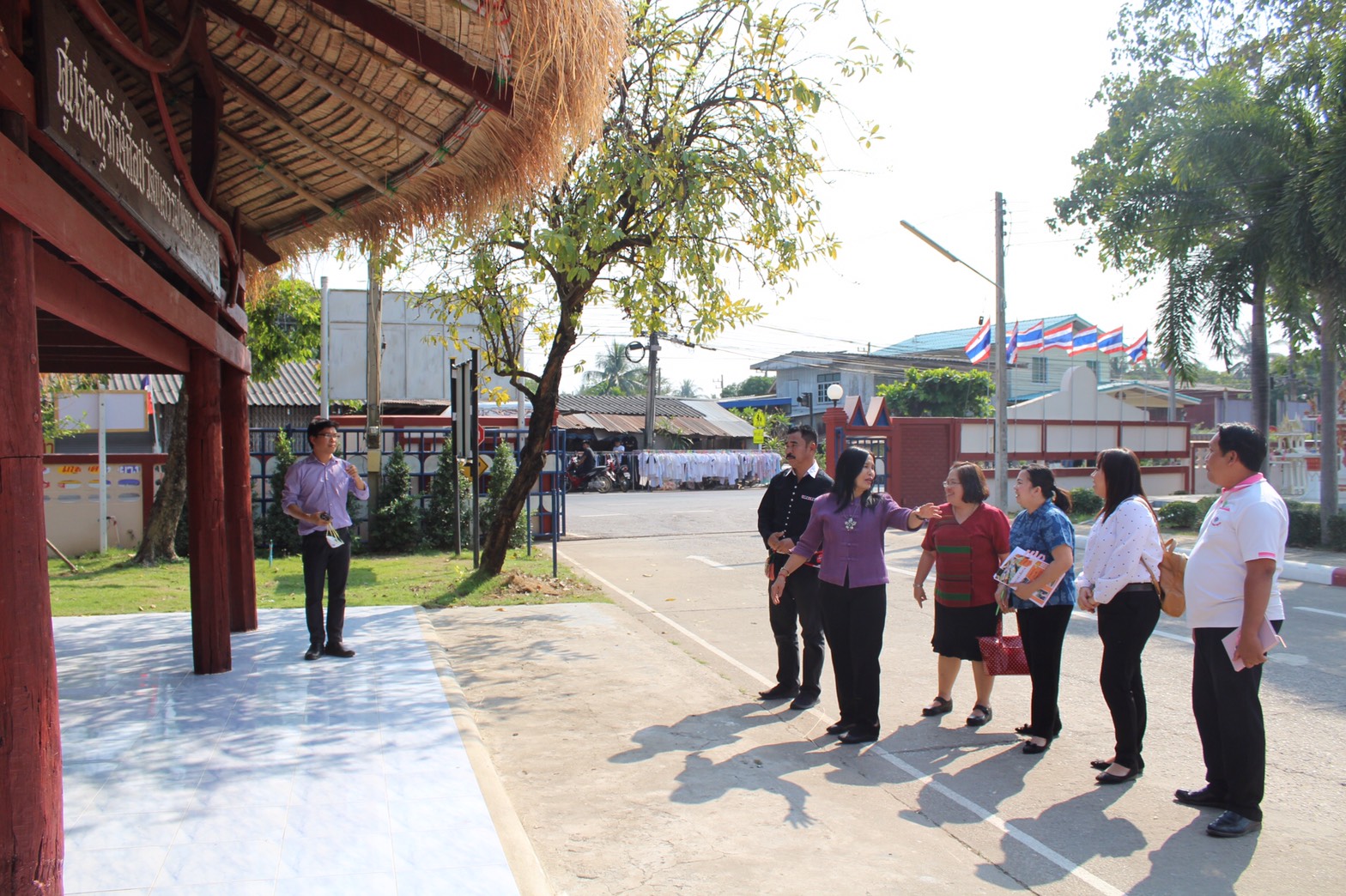 ผู้ตรวจราชการกรมการพัฒนาชุมชน ติดตามการขับเคลื่อนโครงการชุมชนท่องเที่ยว OTOP นวัตวิถี