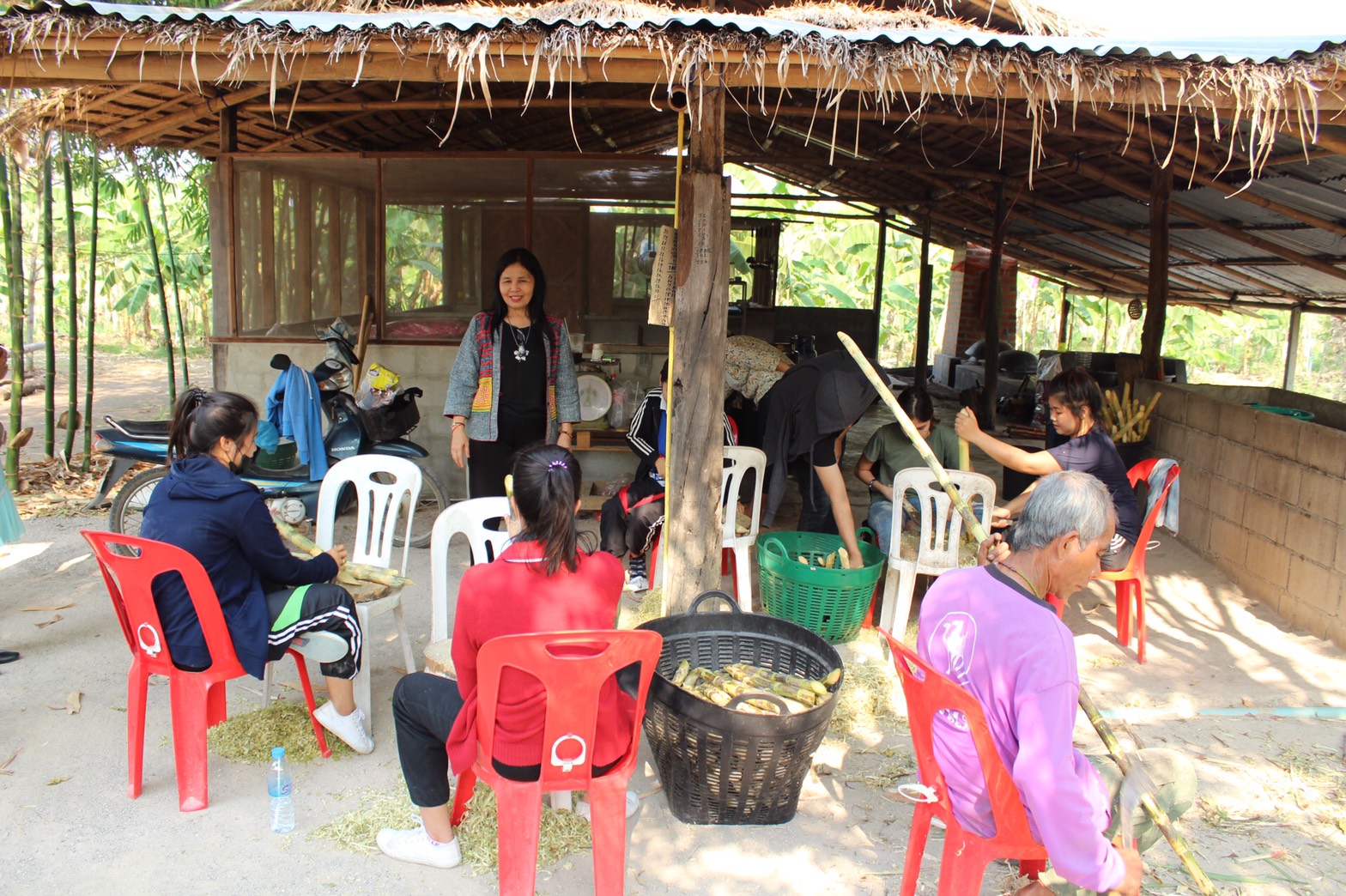 ผู้ตรวจราชการกรมการพัฒนาชุมชน ติดตามการขับเคลื่อนโครงการชุมชนท่องเที่ยว OTOP นวัตวิถี