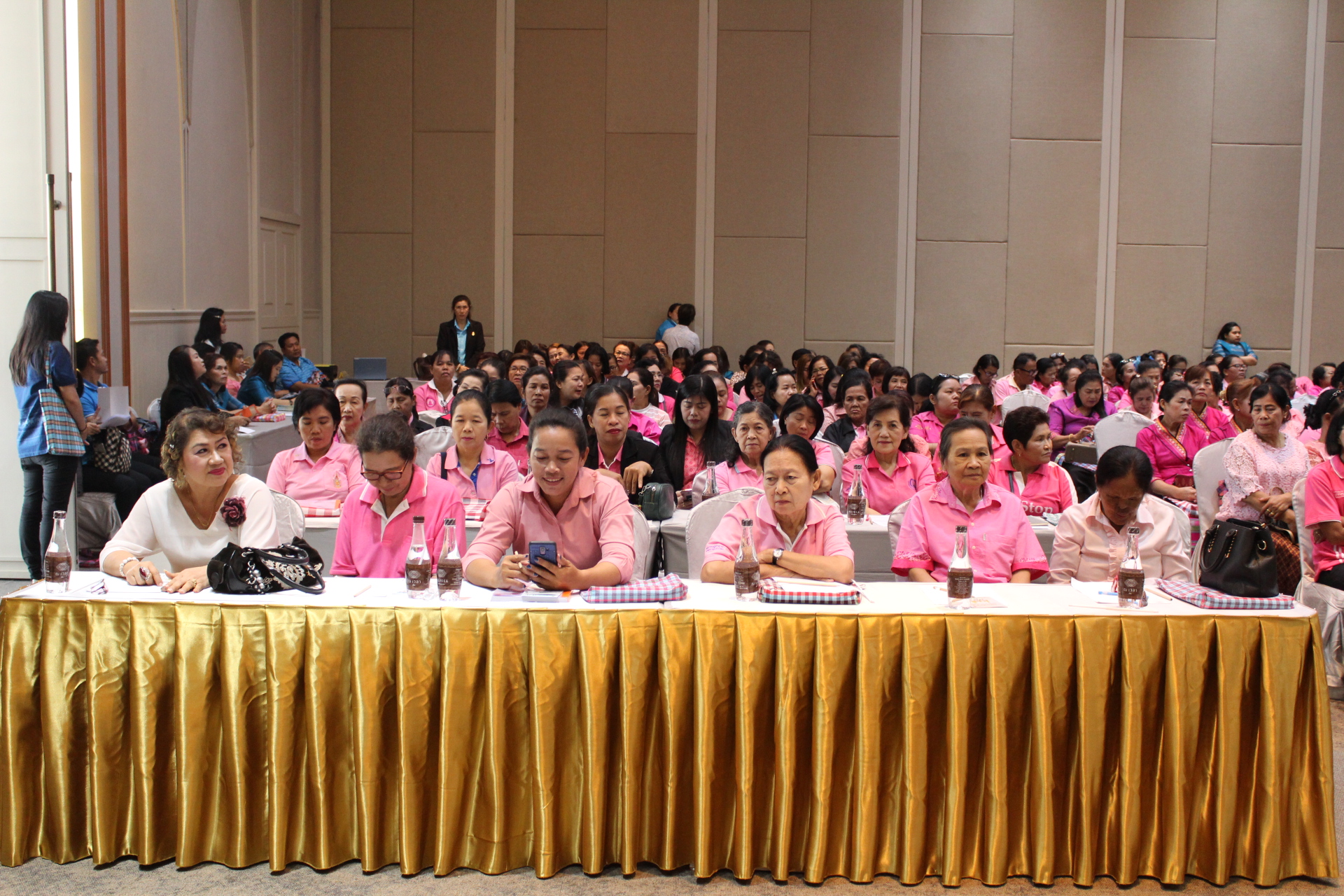 ราชบุรีจัดงานวันสตรีสากลภายใต้แนวคิด “สตรียุคใหม่จังหวัดราชบุรีใส่ใจการเลือกตั้งปี 2562”