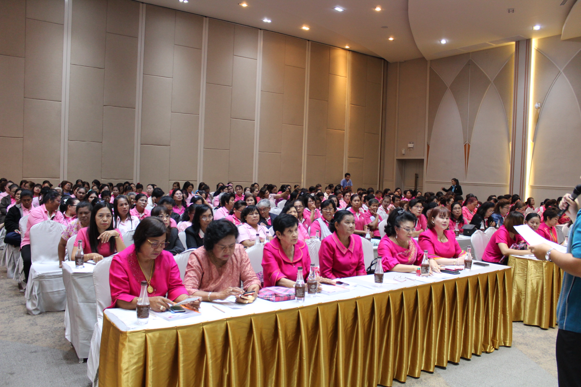 ราชบุรีจัดงานวันสตรีสากลภายใต้แนวคิด “สตรียุคใหม่จังหวัดราชบุรีใส่ใจการเลือกตั้งปี 2562”