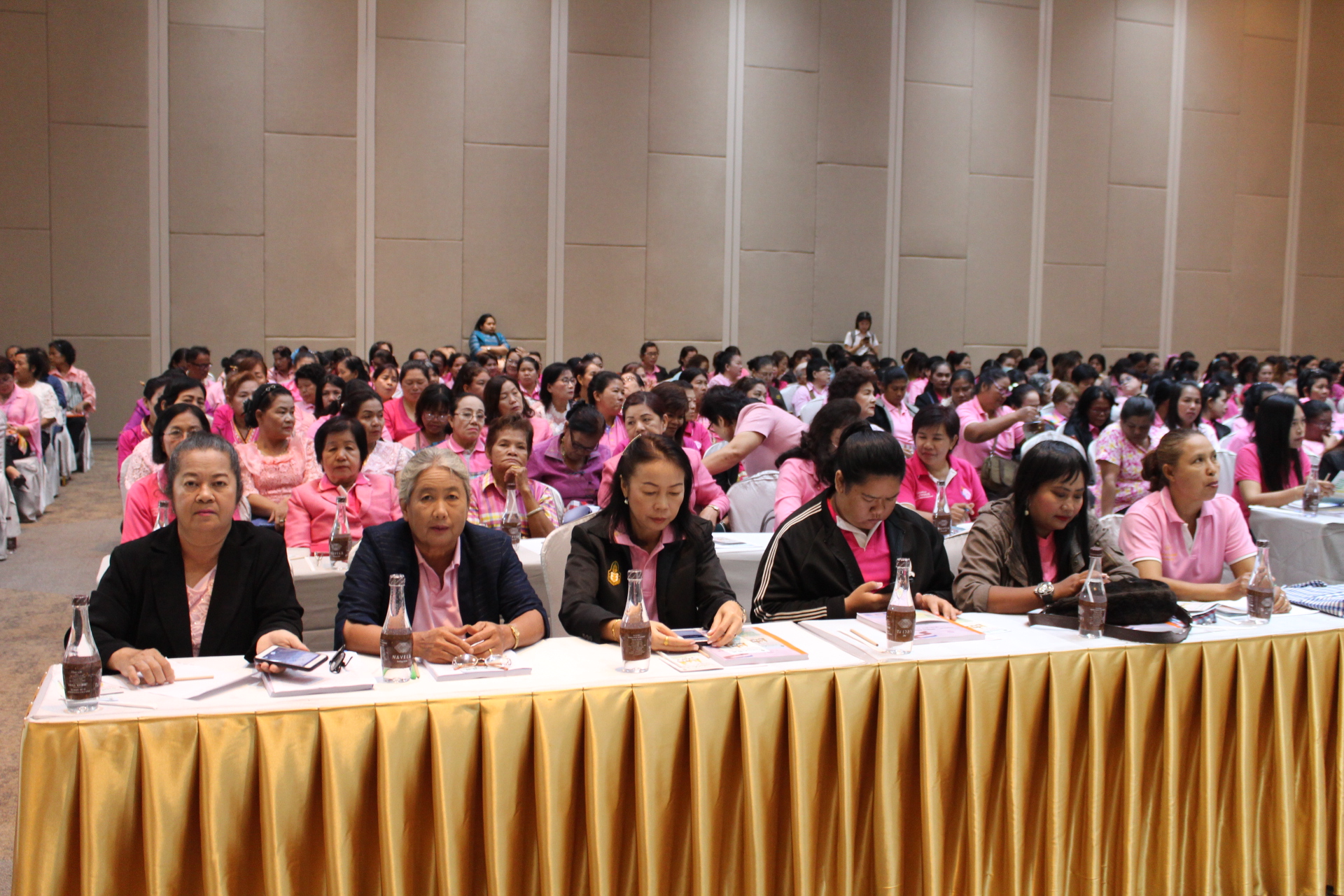 ราชบุรีจัดงานวันสตรีสากลภายใต้แนวคิด “สตรียุคใหม่จังหวัดราชบุรีใส่ใจการเลือกตั้งปี 2562”