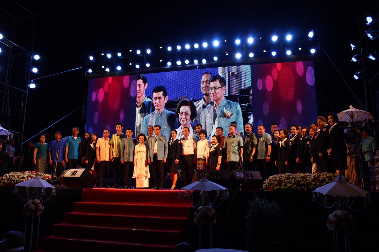 ราชบุรี “เปิดอย่างยิ่งใหญ่งานท่องเที่ยวราชบุรี ของดีเมืองโอ่งและงานกาชาด ประจำปี 2562”