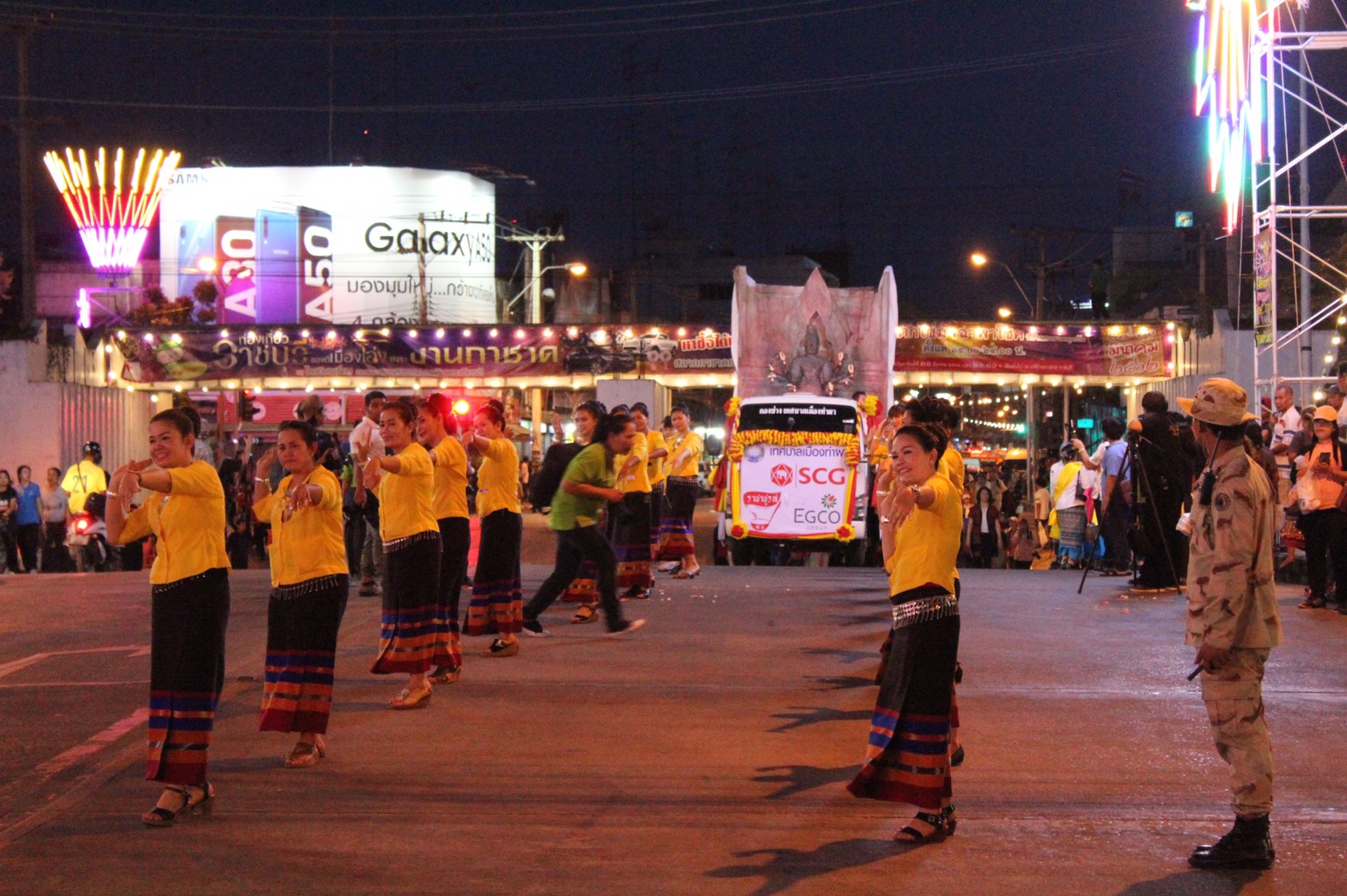 ราชบุรี “เปิดอย่างยิ่งใหญ่งานท่องเที่ยวราชบุรี ของดีเมืองโอ่งและงานกาชาด ประจำปี 2562”