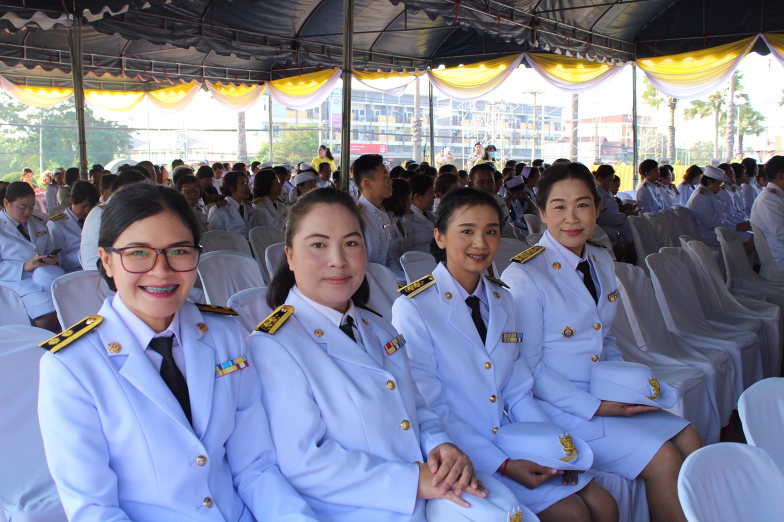 ราชบุรี”สำนักงานพัฒนาชุมชนจังหวัดราชบุรี ร่วมพิธีวันจักรี”