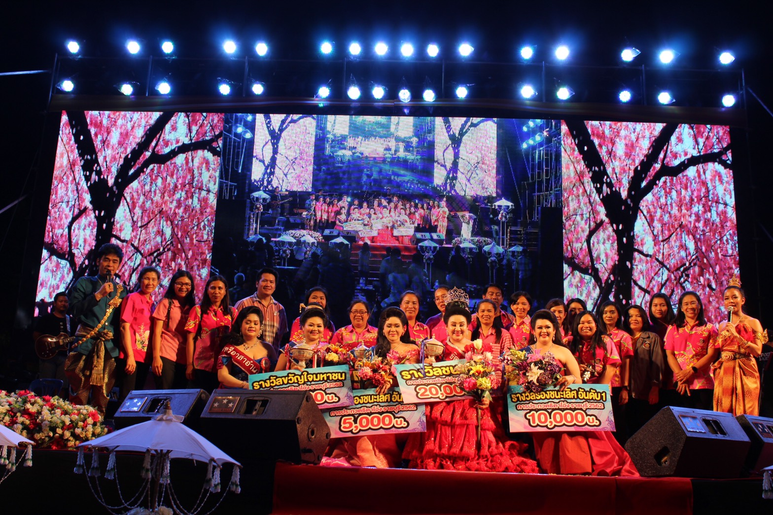 ราชบุรี “งานกาชาดคึกครื้น ประกวดธิดาโอ่ง 2562”