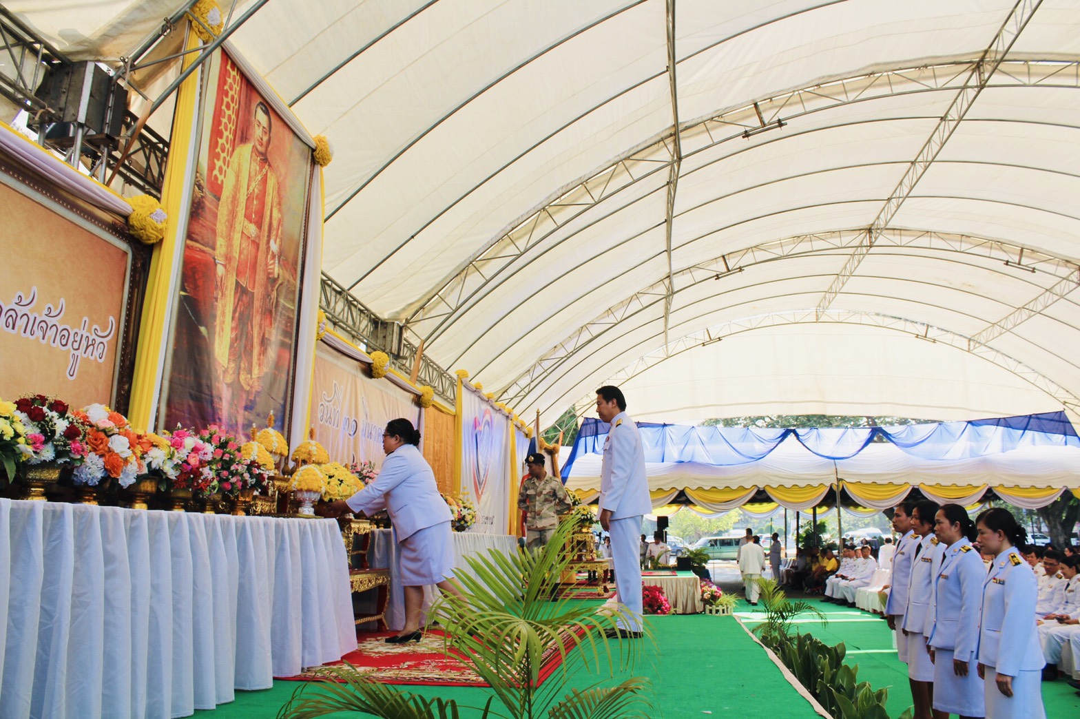 ราชบุรี “ร่วมพิธีวันที่ระลึก พระบาทสมเด็จพระนั่งเกล้าเจ้าอยู่หัว รัชกาลที่ 3 แห่งราชวงศ์จักรี และวันข้าราชการพลเรือน”