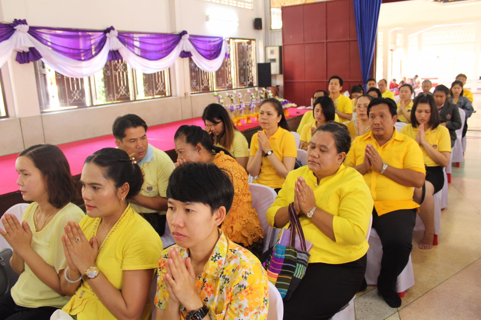 ราชบุรี”ทอดผ้าป่าสมทบกองทุนพัฒนาเด็กชนบทในพระราชูปถัมภ์ สมเด็จพระเทพรัตนราชสุดาฯ สยามบรมราชกุมารี”