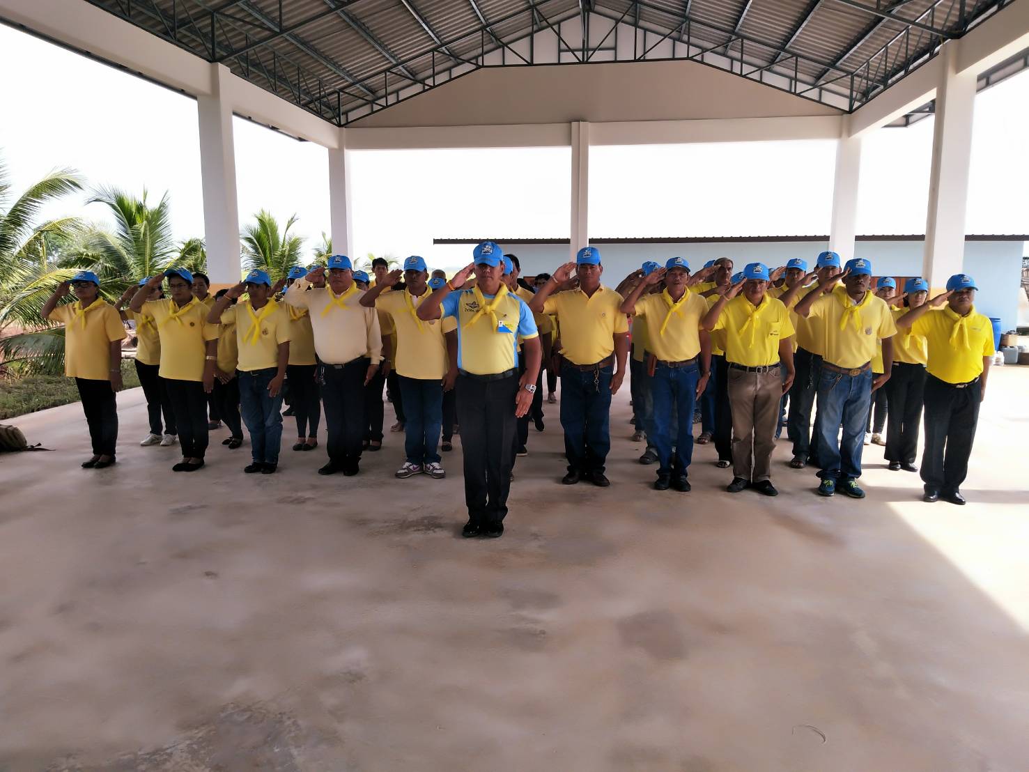 จังหวัดราชบุรีเปิดโครงการพัฒนาหมู่บ้านเศรษฐกิจพอเพียงเฉลิมพระเกียรติเนื่องในพระราชพิธีบรมราชาภิเษกพร้อมกันทั่วทั้งจังหวัด