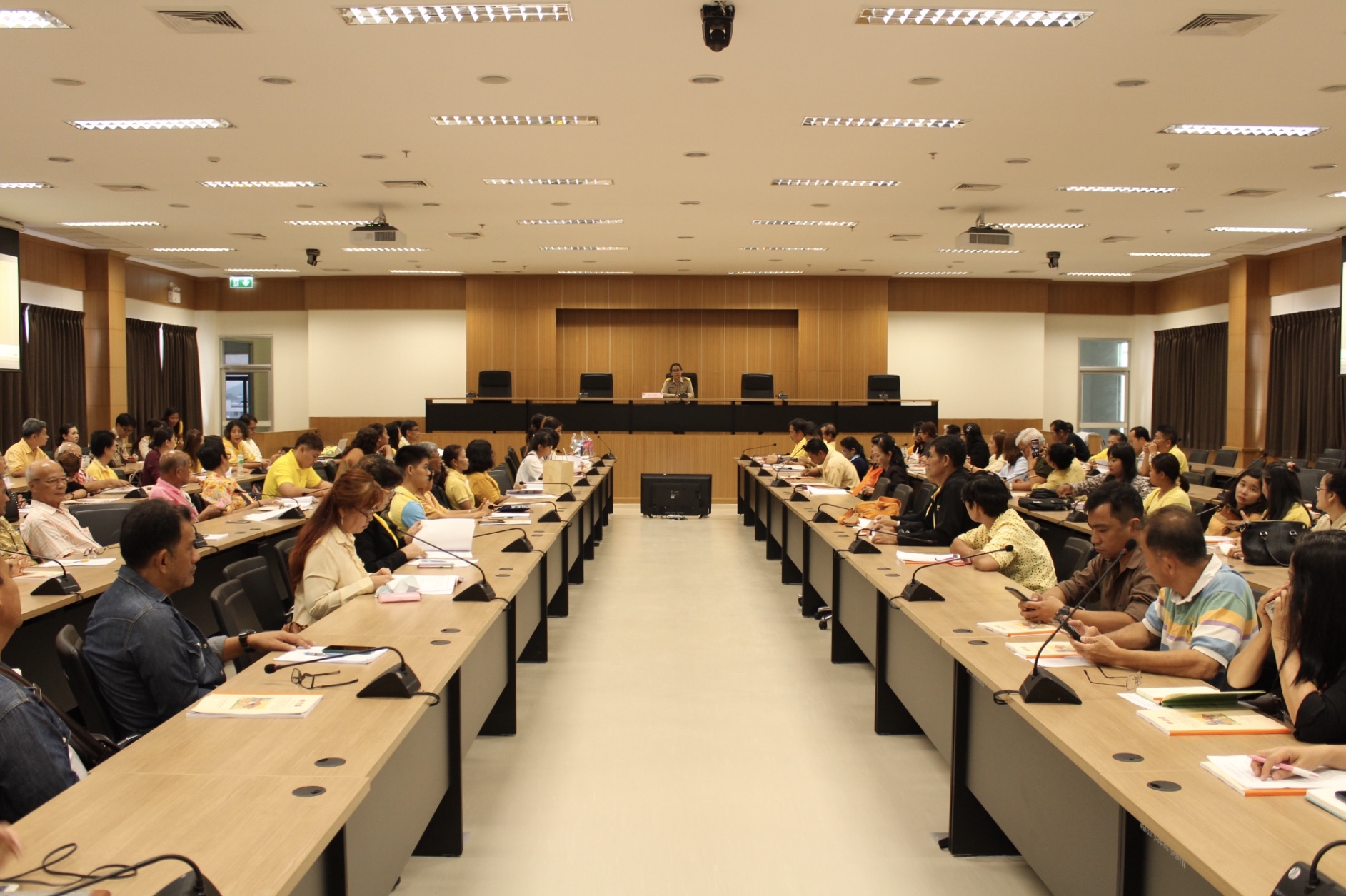 ราชบุรี“ประชุมเตรียมความพร้อมคัดสรรสุดยอดOTOP ”