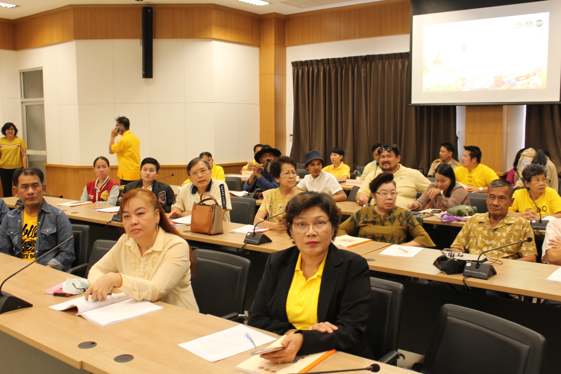 ราชบุรี“ประชุมเตรียมความพร้อมคัดสรรสุดยอดOTOP ”