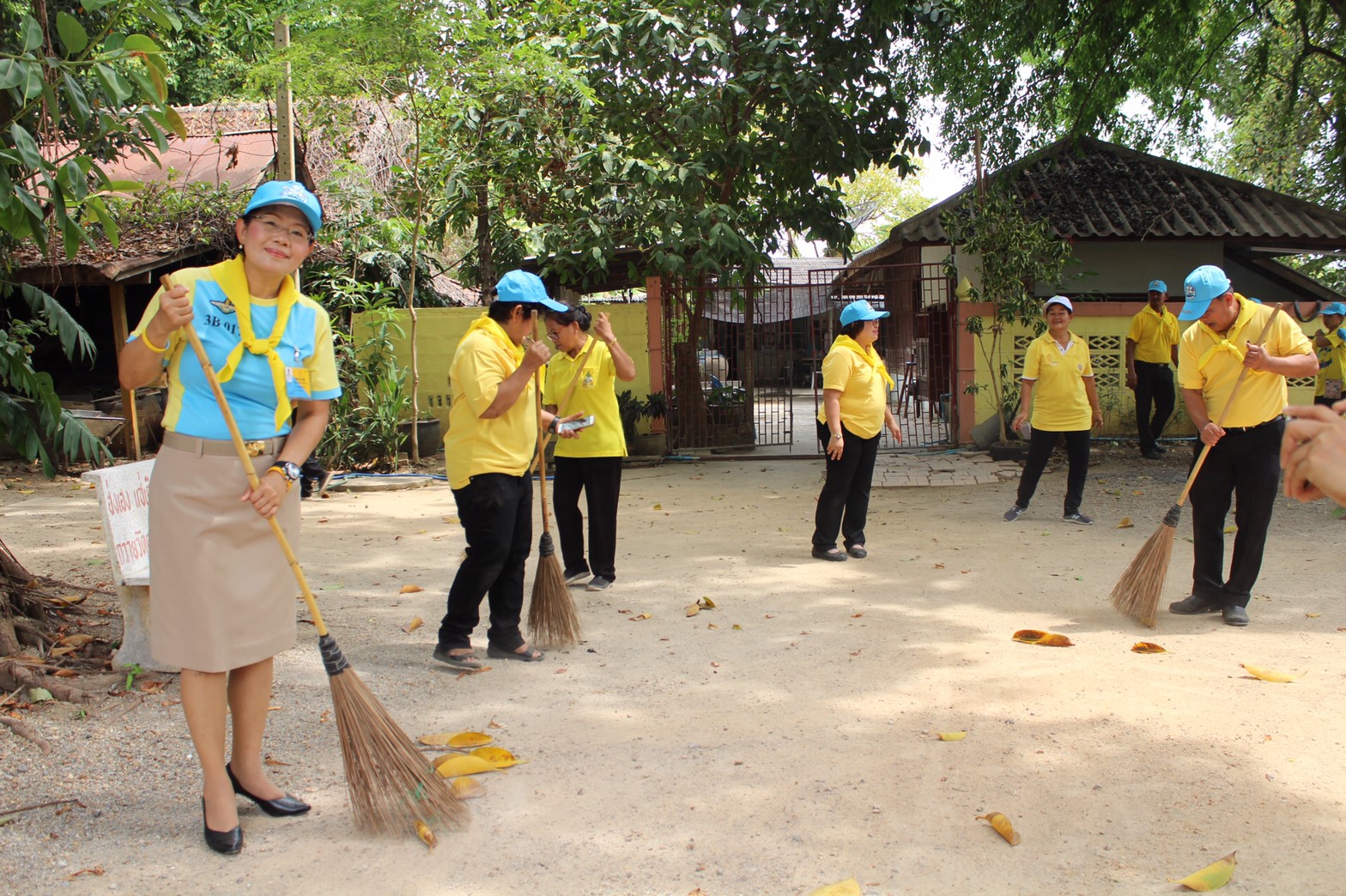 จังหวัดราชบุรีเปิดโครงการพัฒนาหมู่บ้านเศรษฐกิจพอเพียงเฉลิมพระเกียรติเนื่องในพระราชพิธีบรมราชาภิเษก