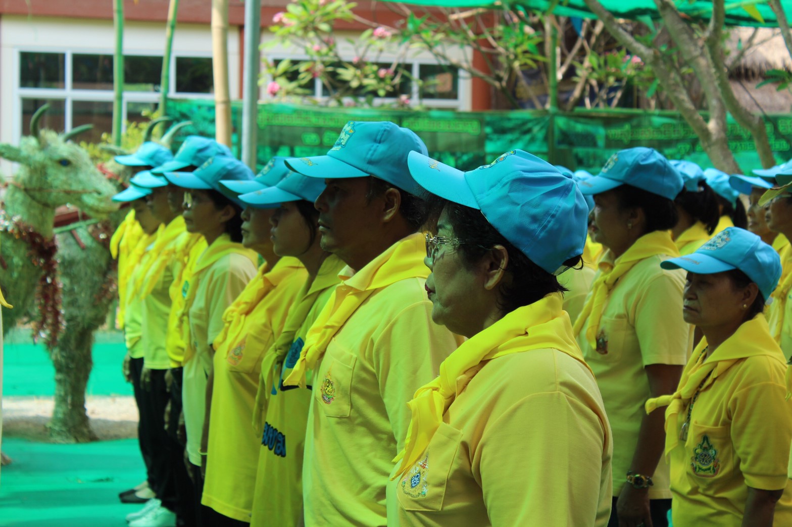 จังหวัดราชบุรีเปิดโครงการพัฒนาหมู่บ้านเศรษฐกิจพอเพียงเฉลิมพระเกียรติเนื่องในพระราชพิธีบรมราชาภิเษก