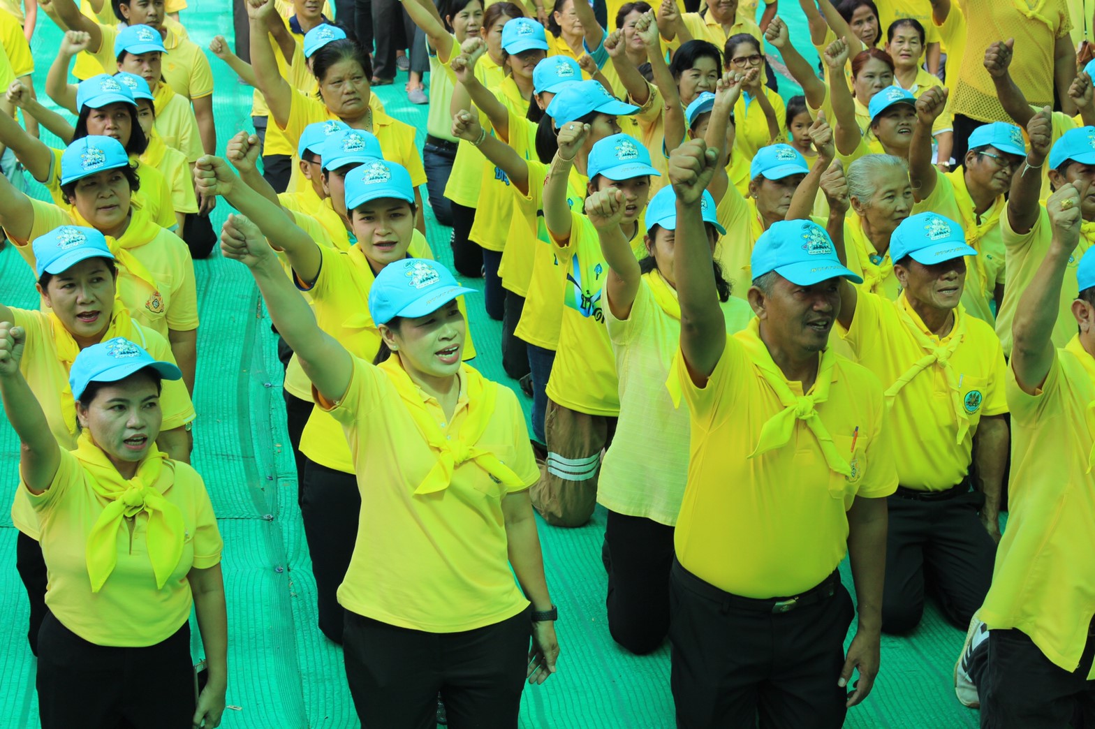 จังหวัดราชบุรีเปิดโครงการพัฒนาหมู่บ้านเศรษฐกิจพอเพียงเฉลิมพระเกียรติเนื่องในพระราชพิธีบรมราชาภิเษก