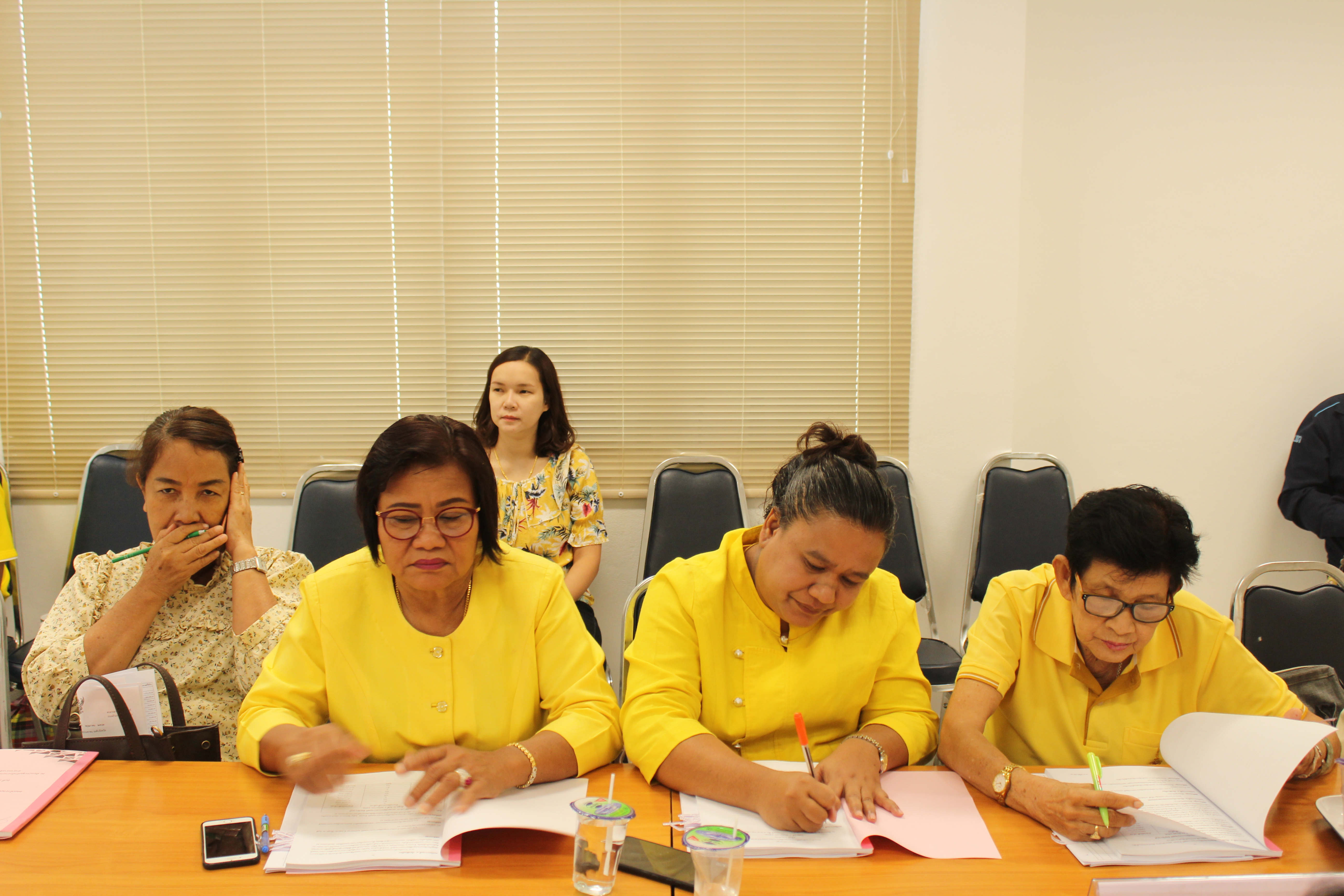 ราชบุรี “ขับเคลื่อนงานกองทุนพัฒนาบทบาทสตรี”