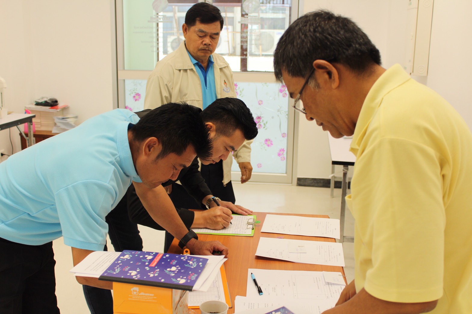 ราชบุรี “เสริมสร้างความเข้มแข็งคณะกรรมการเครือข่ายกองทุนแม่ของแผ่นดิน”