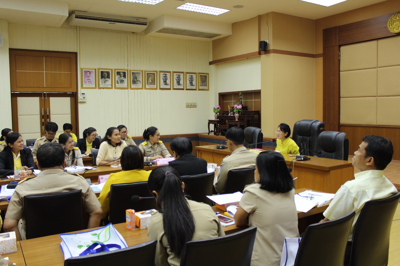 ราชบุรี ‘ประชุมชี้แจงคณะกรรมการดำเนินกาารคัดสรรสุดยอดหนึ่งตำบล หนึ่งผลิตภัณฑ์ไทย OPC ปี 2562’