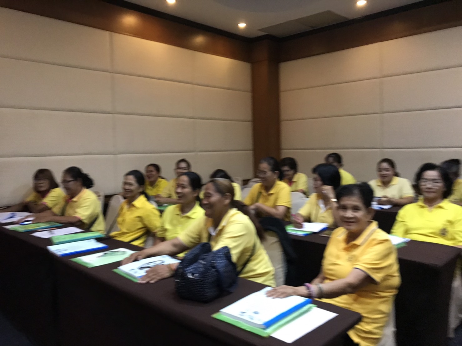 ราชบุรี “ประชุมเชิงปฏิบัติการคณะทำงานขับเคลื่อนกองทุนพัฒนาบทบาทสตรีฯ”