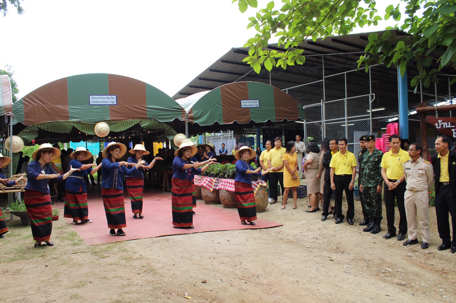 ราชบุรี  คัดสรรหมู่บ้านเศรษฐกิจพอเพียง “อยู่เย็น เป็นสุข” อำเภอบ้านคา