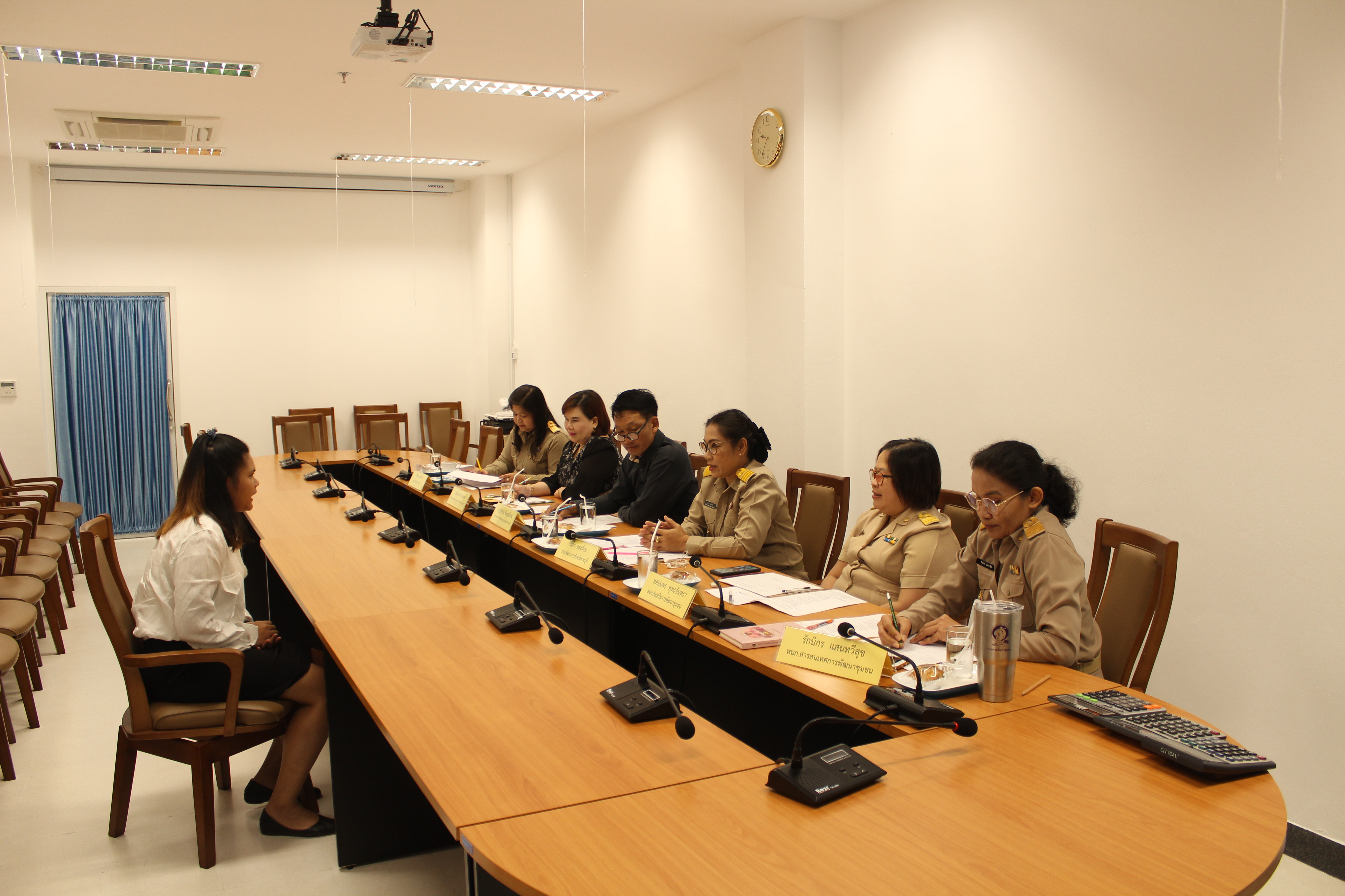 ราชบุรี ดำเนินการสอบสัมภาษณ์คัดเลือกบุคคลเพื่อแต่งตั้งเป็นอาสาพัฒนา (อสพ.) รุ่นที่ 71 (ประจำปีงบประมาณ พ.ศ.2563) ภาคความเหมาะสมกับตำแหน่ง (สัมภาษณ์)