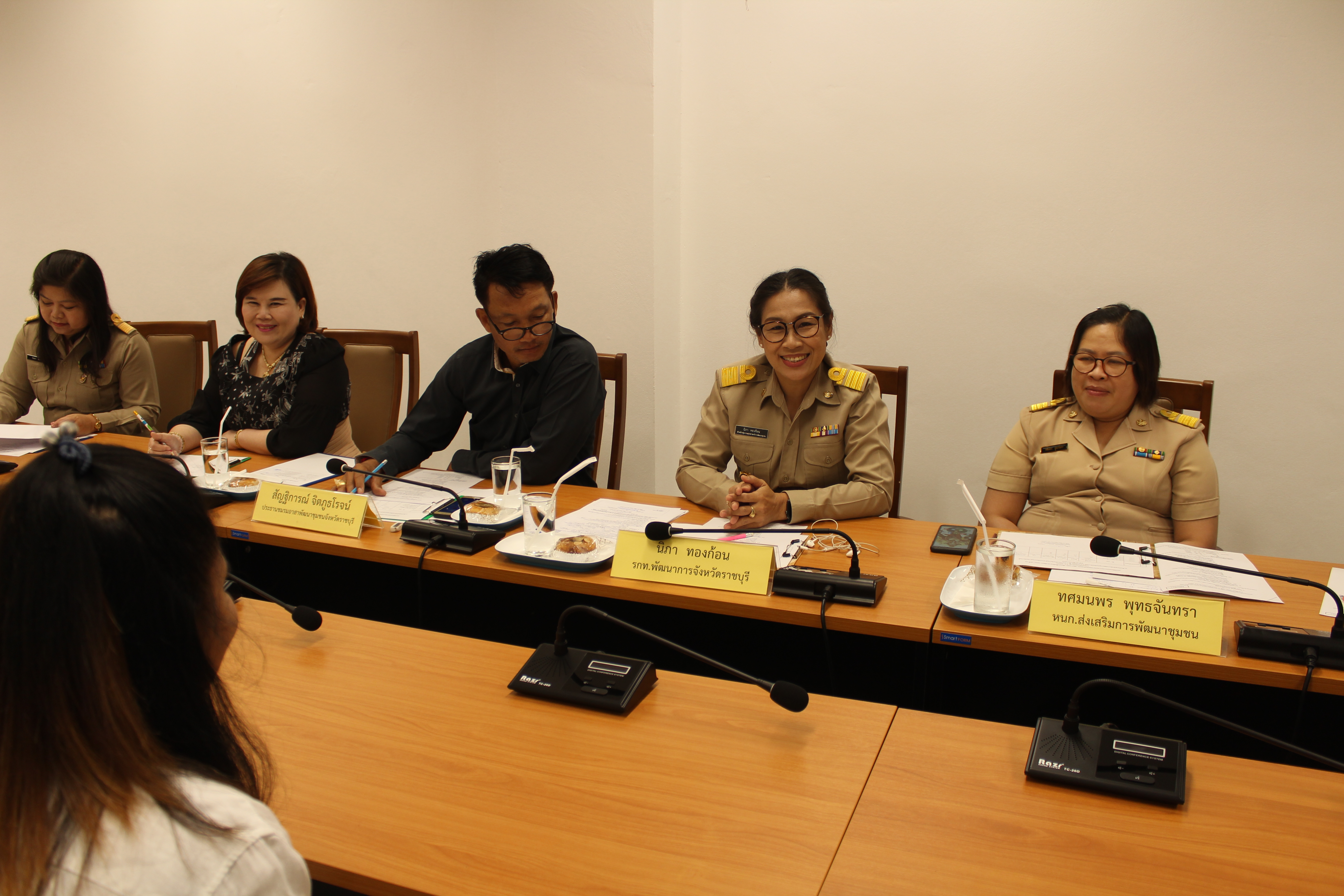 ราชบุรี ดำเนินการสอบสัมภาษณ์คัดเลือกบุคคลเพื่อแต่งตั้งเป็นอาสาพัฒนา (อสพ.) รุ่นที่ 71 (ประจำปีงบประมาณ พ.ศ.2563) ภาคความเหมาะสมกับตำแหน่ง (สัมภาษณ์)