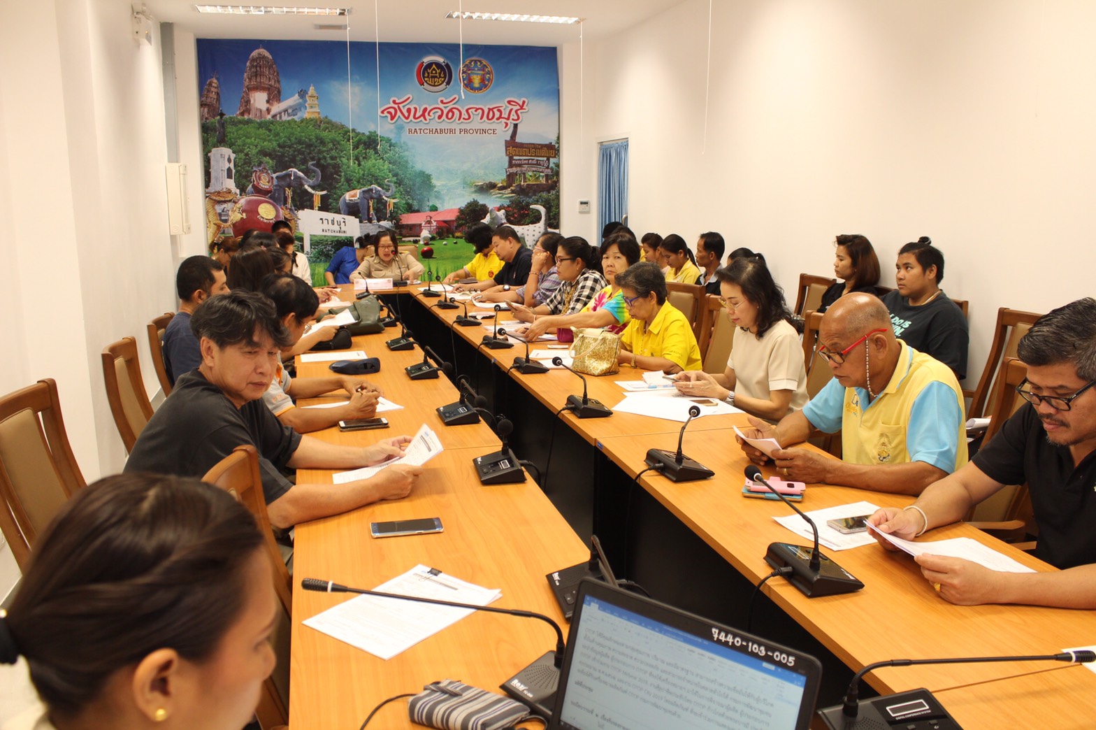 ราชบุรี ประชุม ผู้ผลิต ผู้ประกอบการ OTOP ที่จะเข้าร่วมแสดงและจำหน่ายสินค้า ในงาน OTOP Midyear 2019 จังหวัดราชบุรี