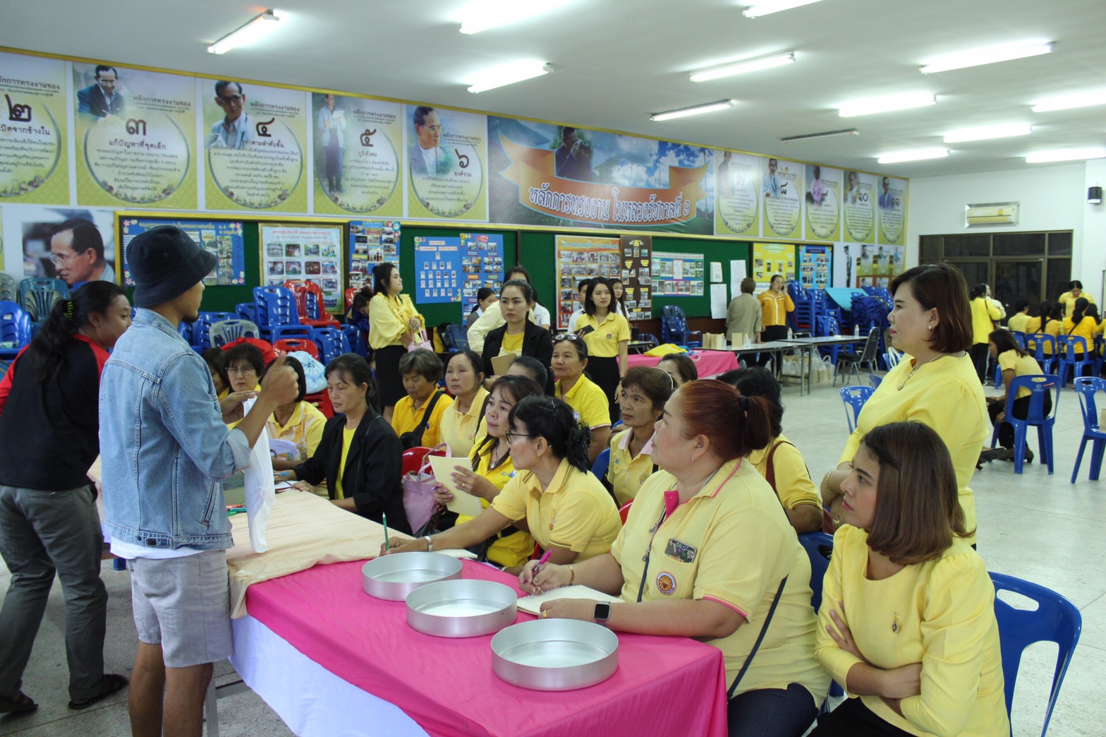 ราชบุรี “ร่วมกิจกรรม เปิดโครงการ เสริมทักษะอาชีพผู้นำสตรีสู่ความเป็นมืออาชีพ”