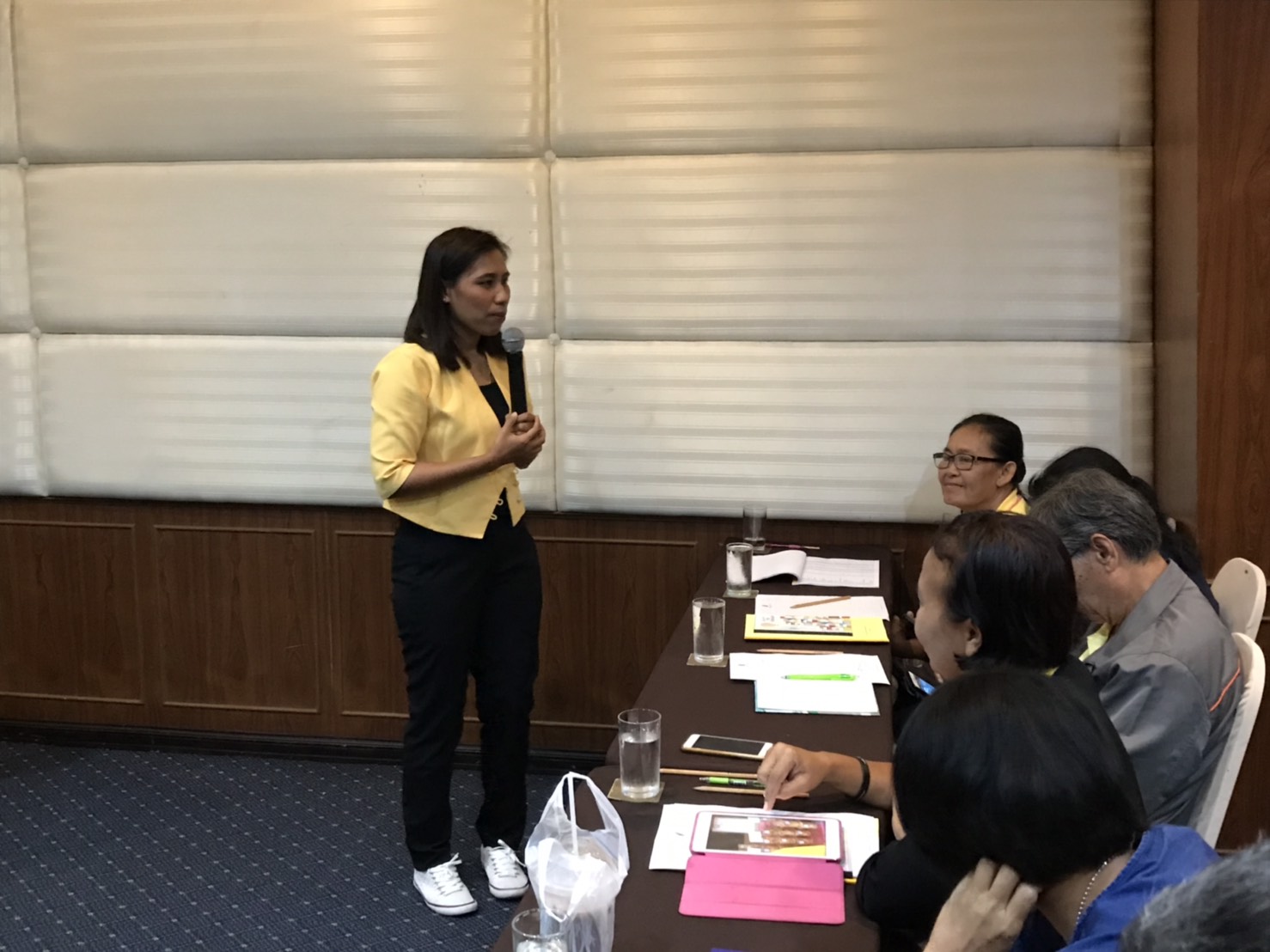 ราชบุรี “ขับเคลื่อนโครงการ OTOP เคลื่อนที่ (OTOP Mobile)”