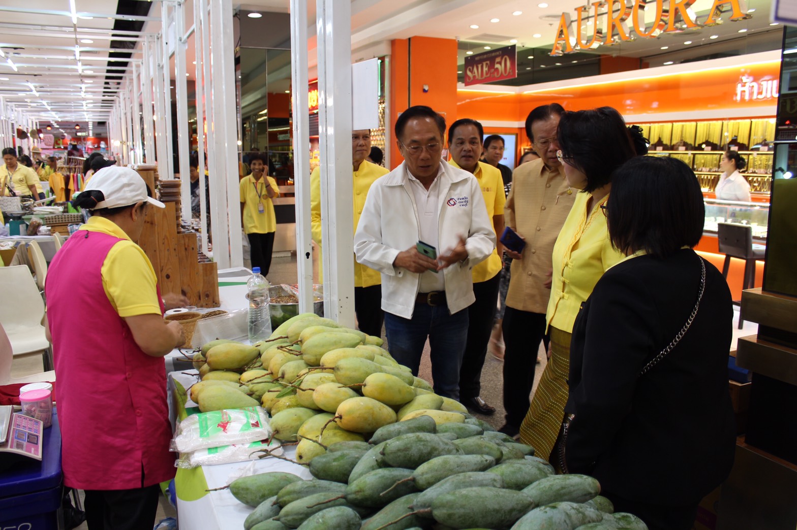 ราชบุรี ” การจัดแสดงและจำหน่ายผลิตภัณฑ์ OTOP จังหวัดราชบุรี ครั้งที่ 3″