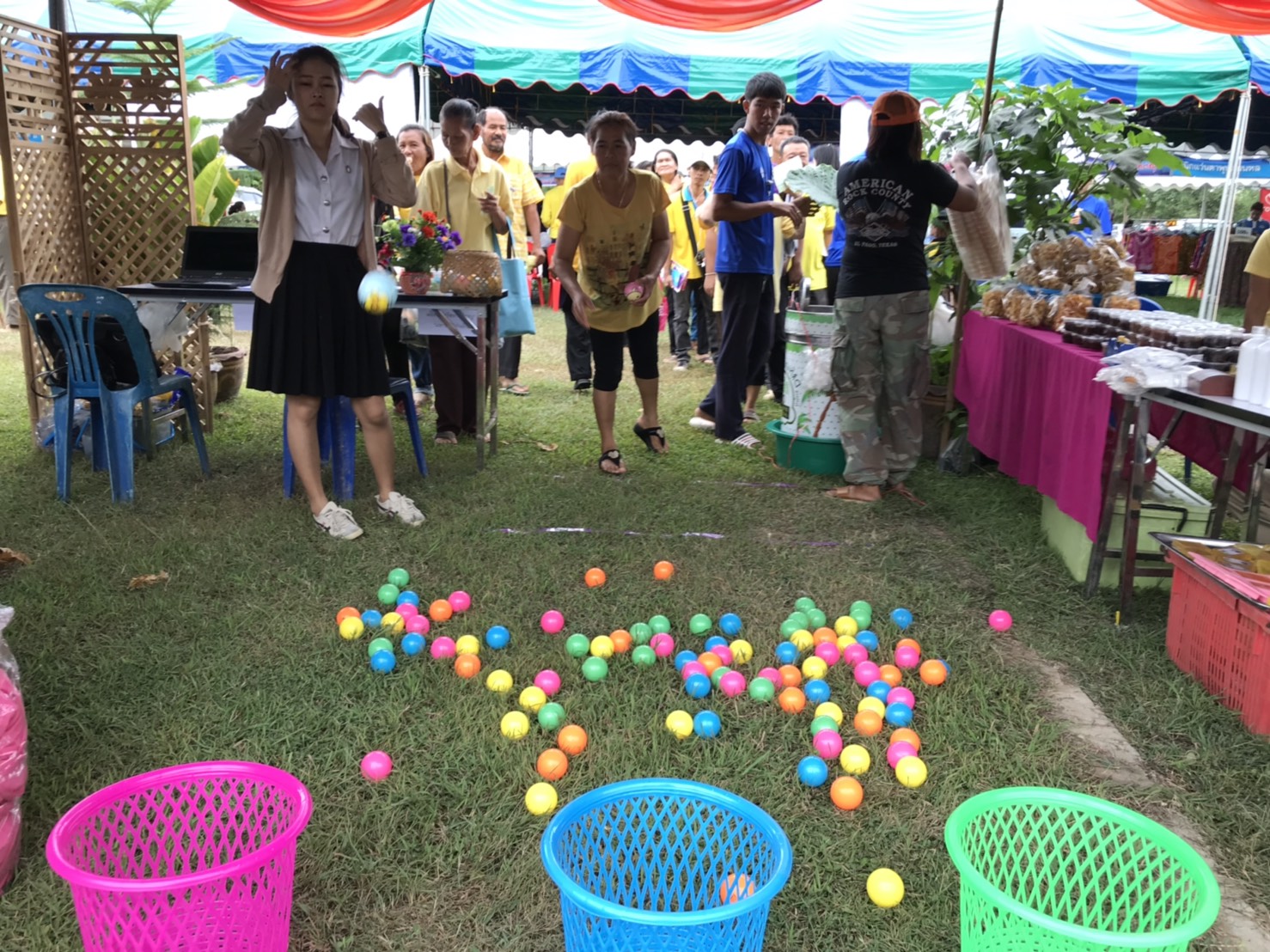 ราชบุรี “โครงการคลีนิคเกษตรเคลื่อนที่เฉลิมพระเกียรติและโครงการจังหวัดเคลื่อนที่”