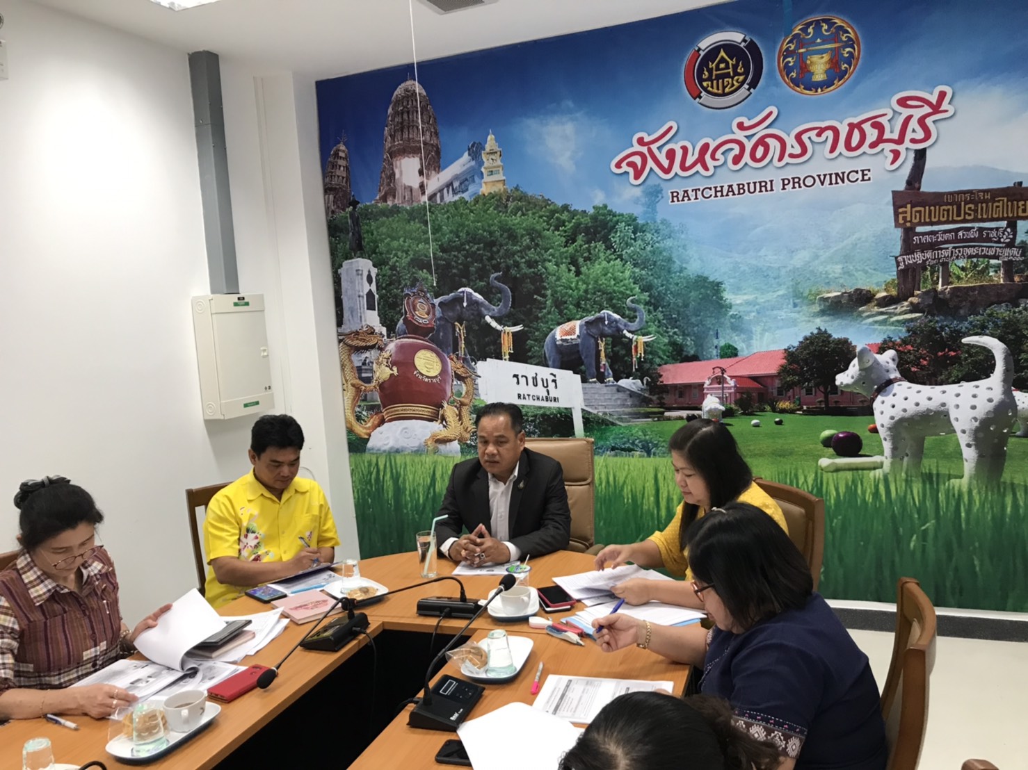 ราชบุรี “ประชุมคณะทำงานเร่งรัดการดำเนินงานและแผนการใช้จ่ายงบประมาณ กองทุนพัฒนาบทบาทสตรี”