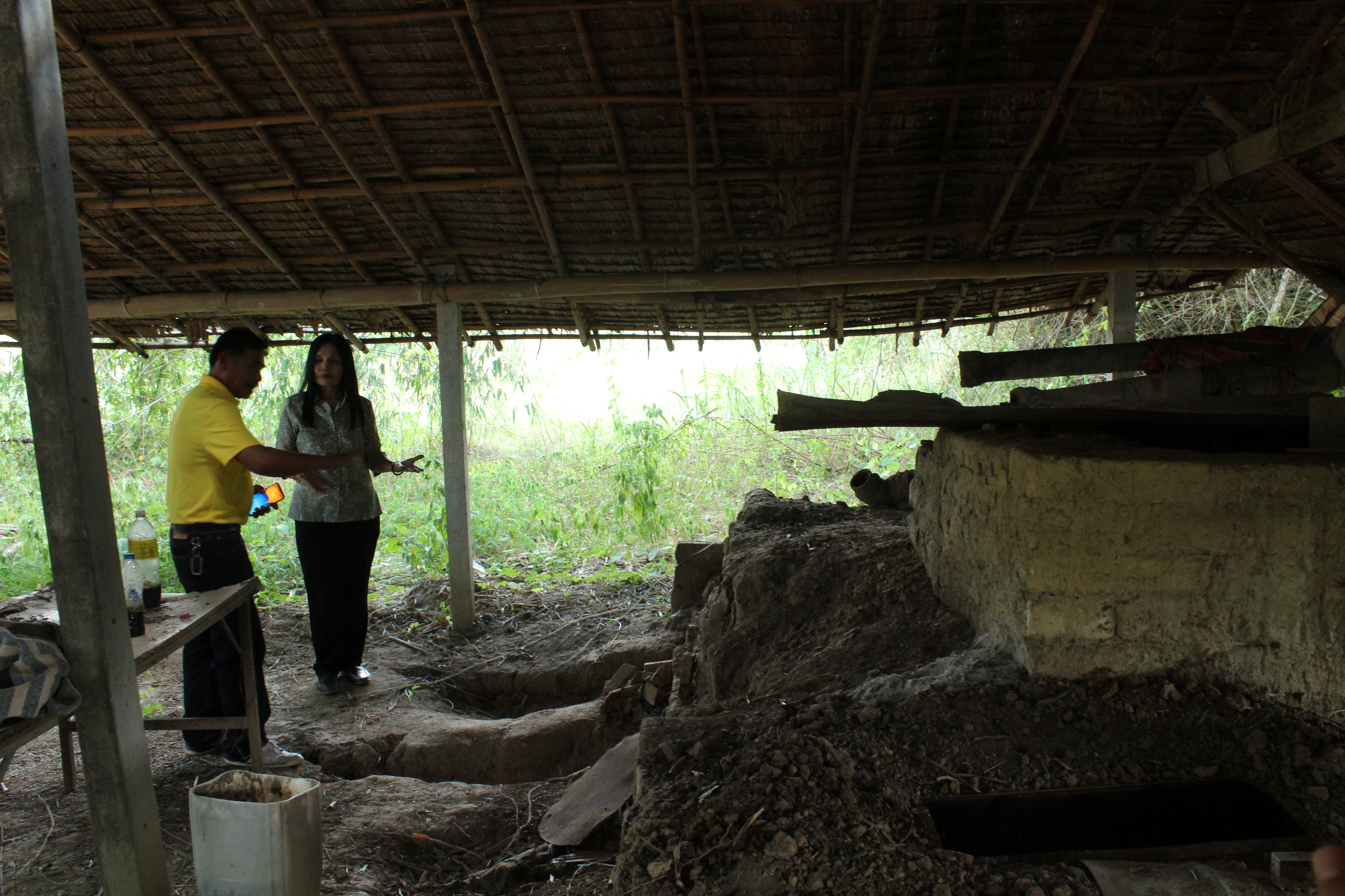 ราชบุรี “ผู้ตรวจราชการกรมการพัฒนาชุมชน ติดตามการดำเนินโครงการจัดตั้งโรงเรียนเศรษฐกิจพอเพียง บ้านเหล่ามะละกอ””